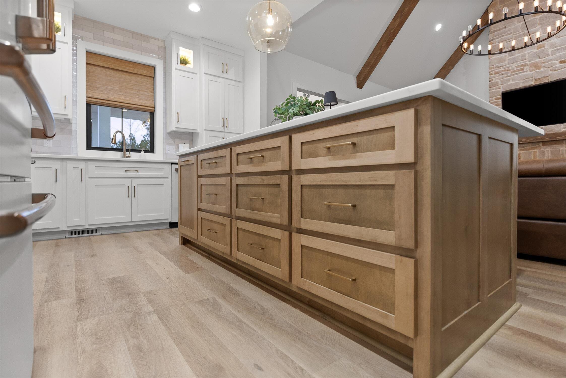 4190 Crockett Pointe