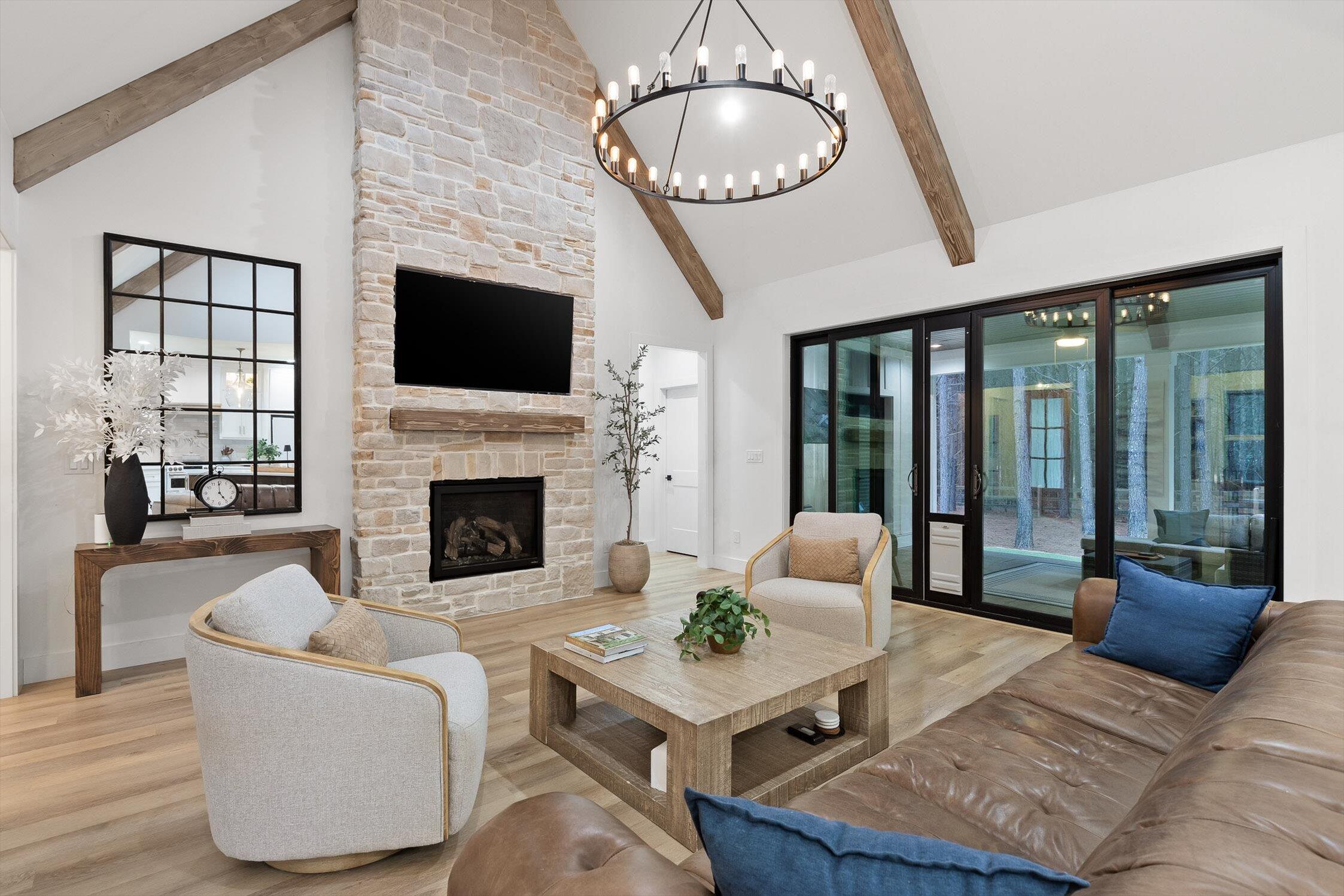 4190 Crockett Pointe