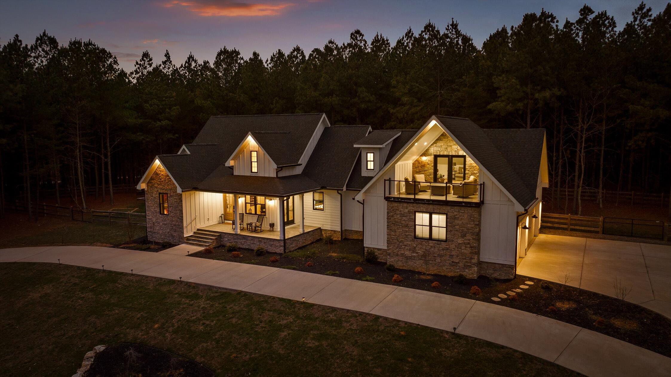 4190 Crockett Pointe