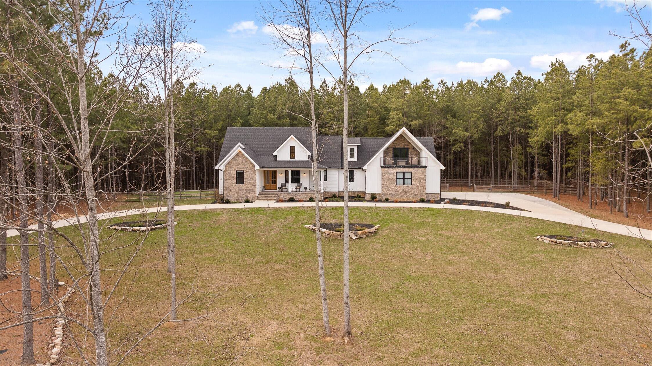 4190 Crockett Pointe