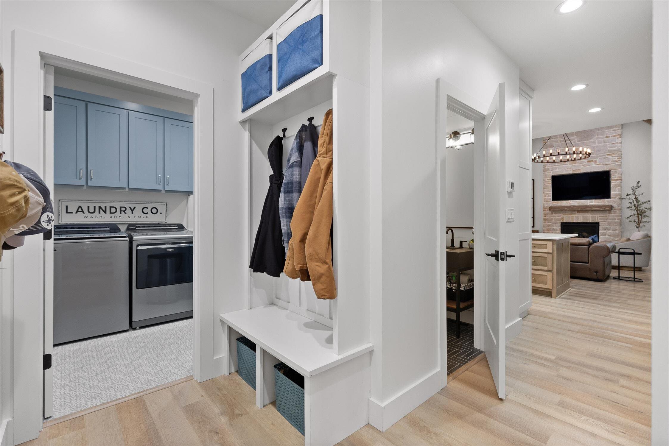 4190 Crockett Pointe