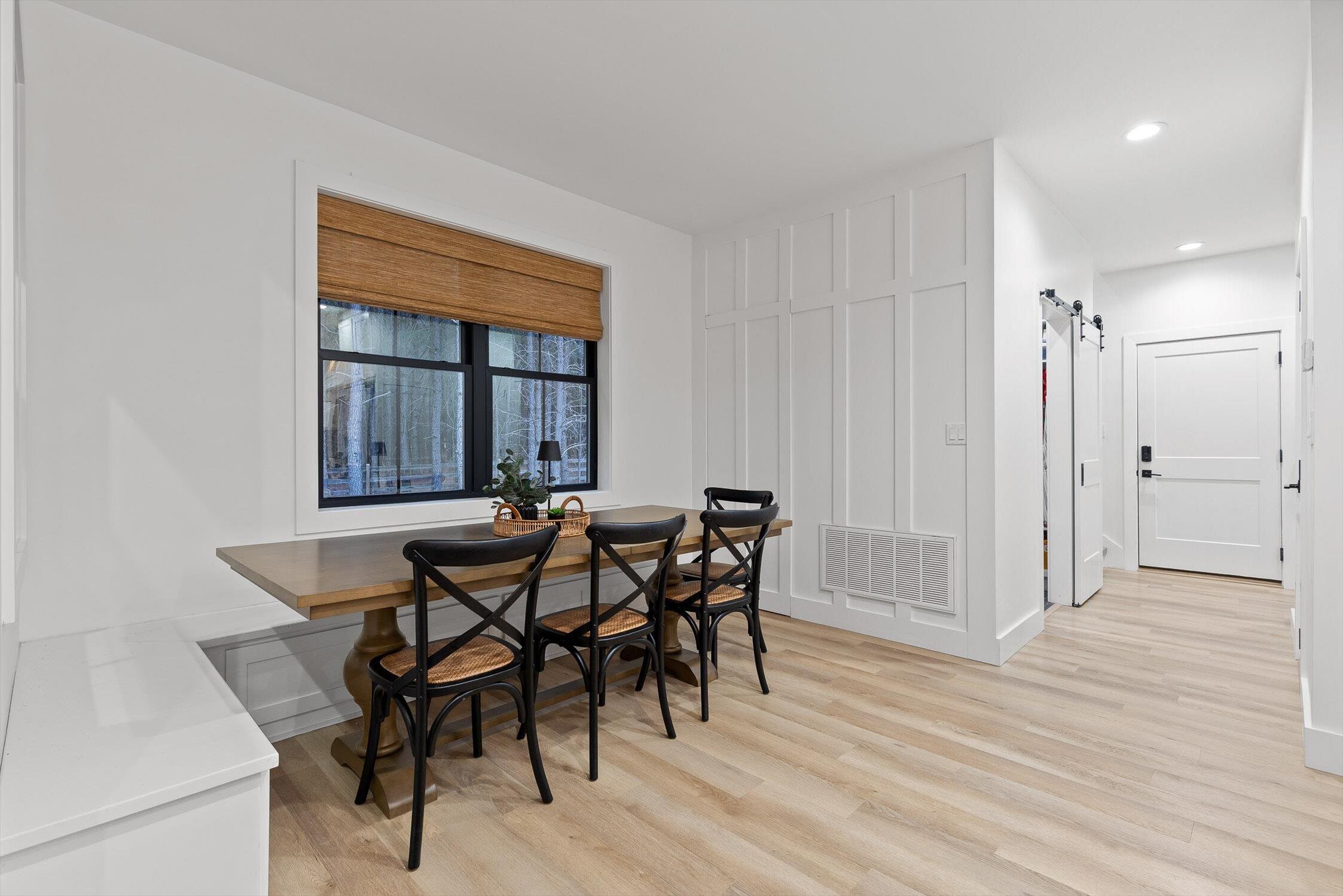 4190 Crockett Pointe