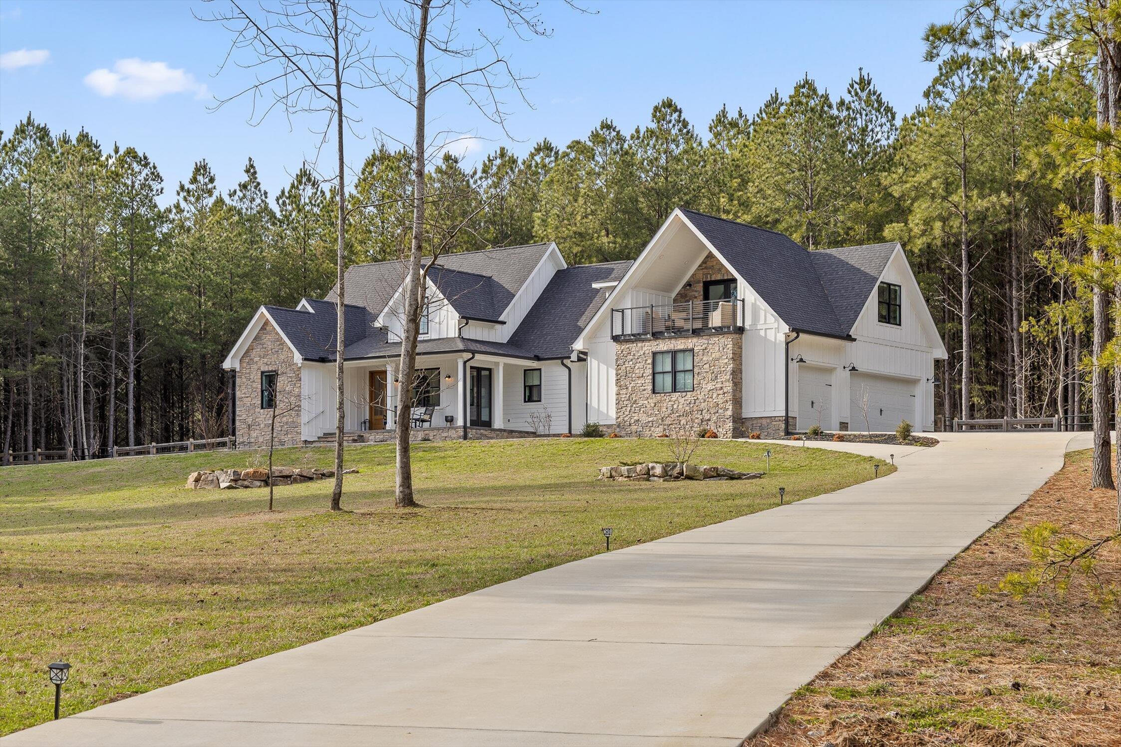 4190 Crockett Pointe