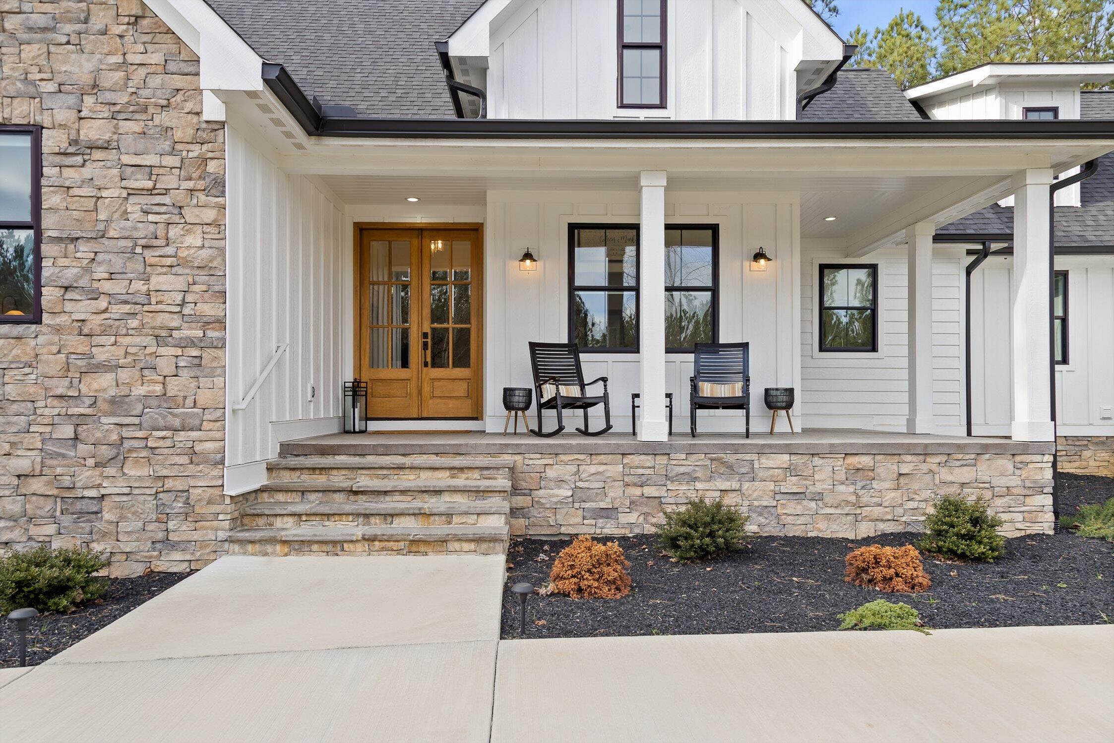 4190 Crockett Pointe