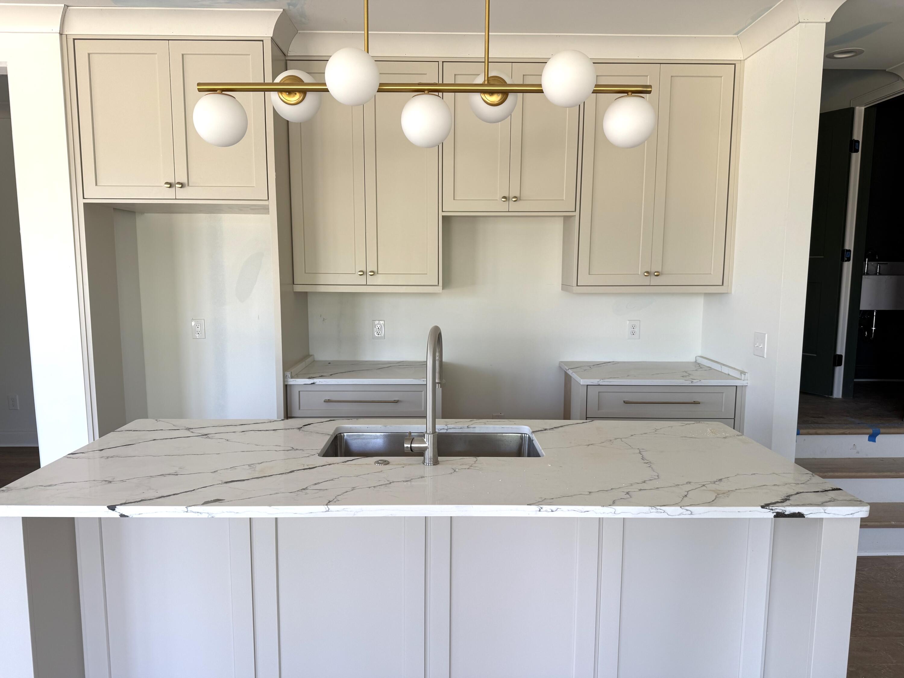 1895 Dawson Circle, 1890