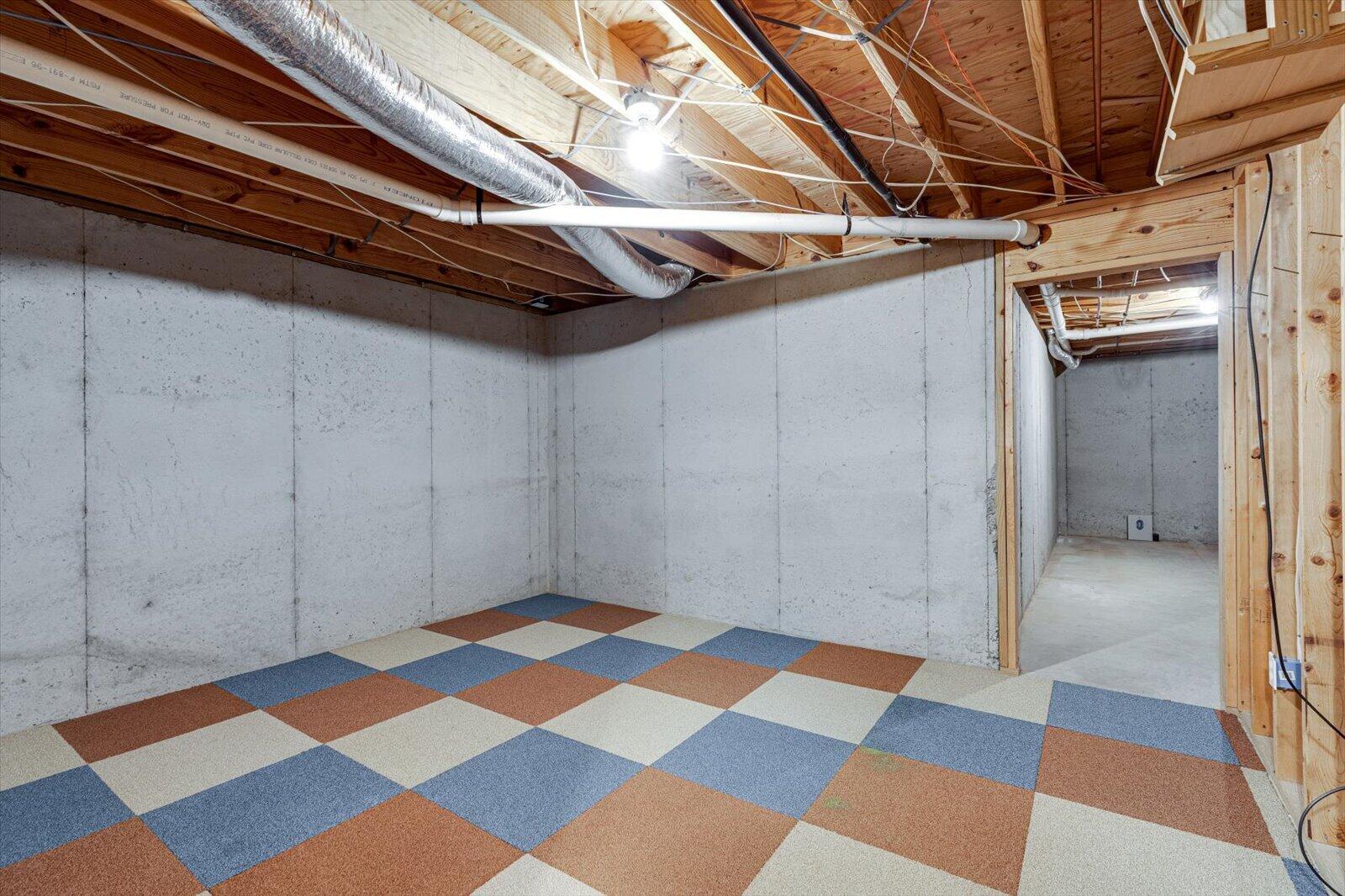 121 Oakhurst Terrace NE