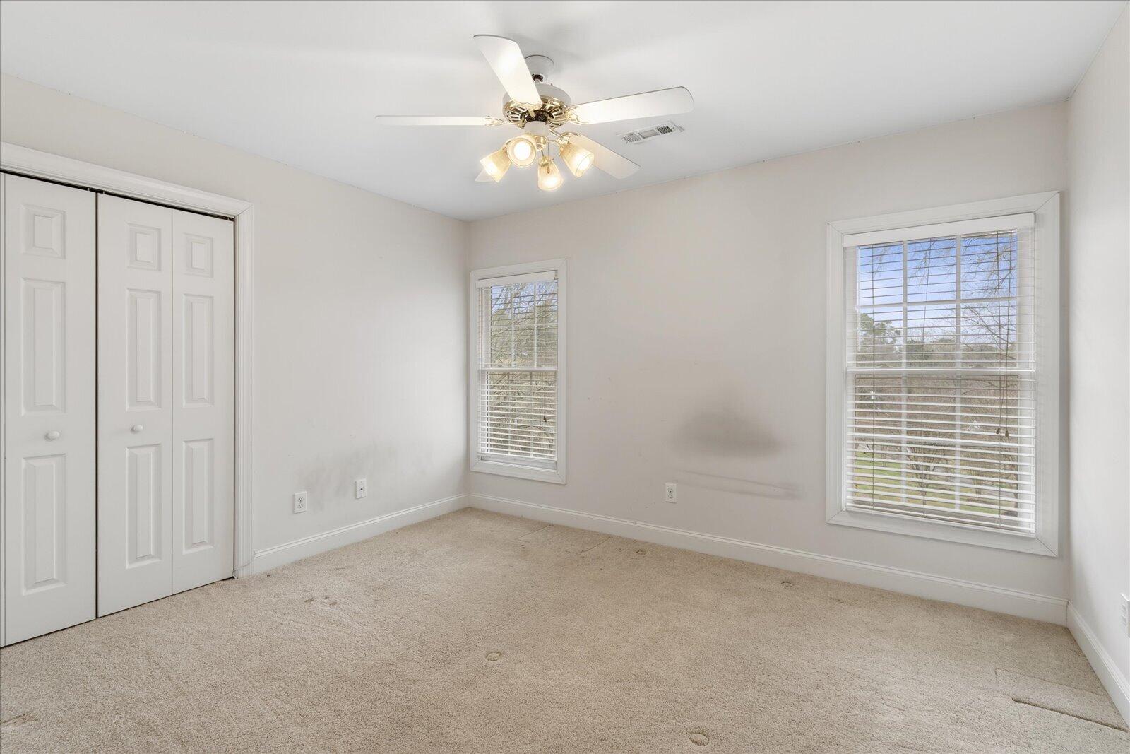 121 Oakhurst Terrace NE