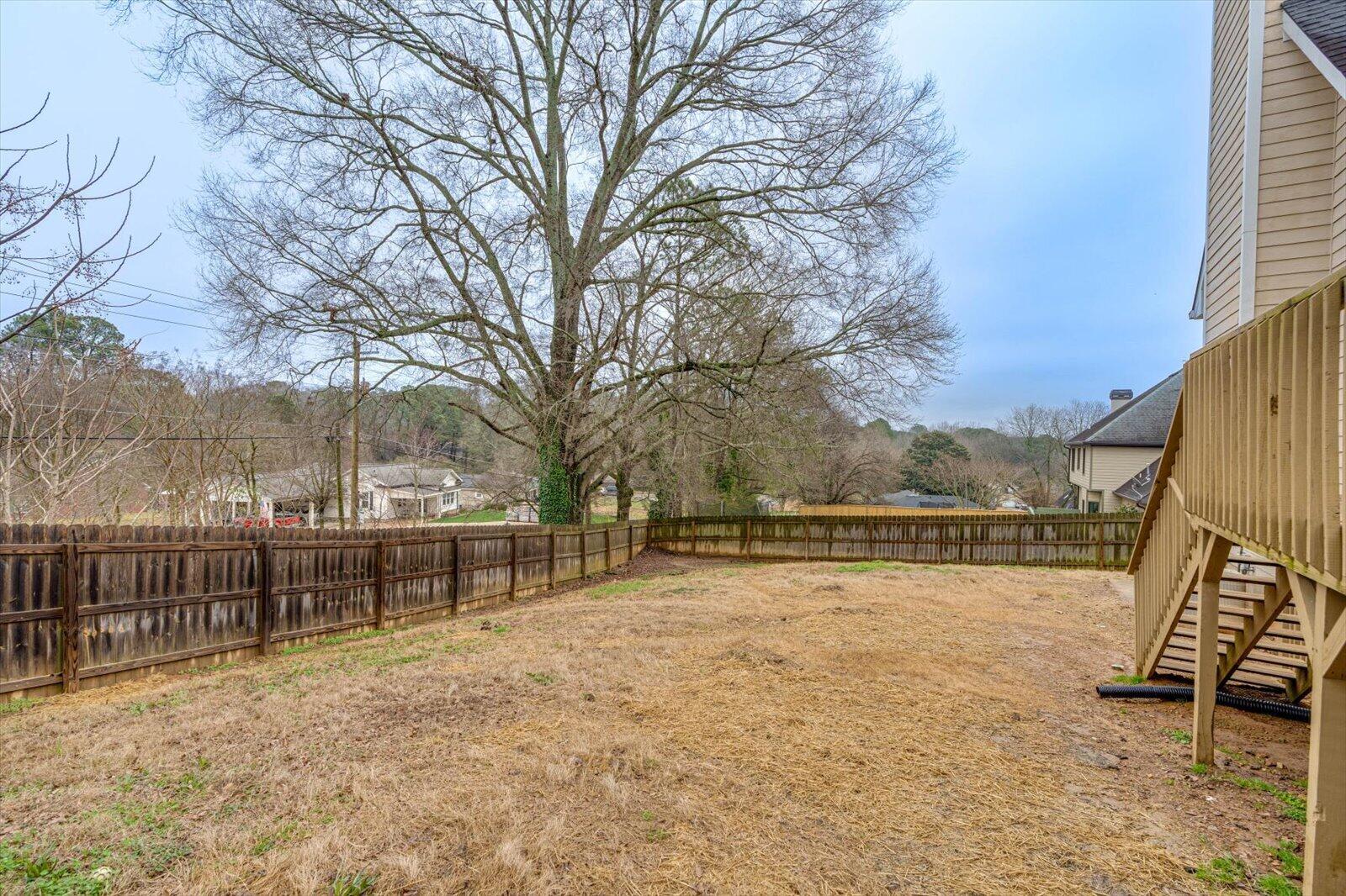 121 Oakhurst Terrace NE