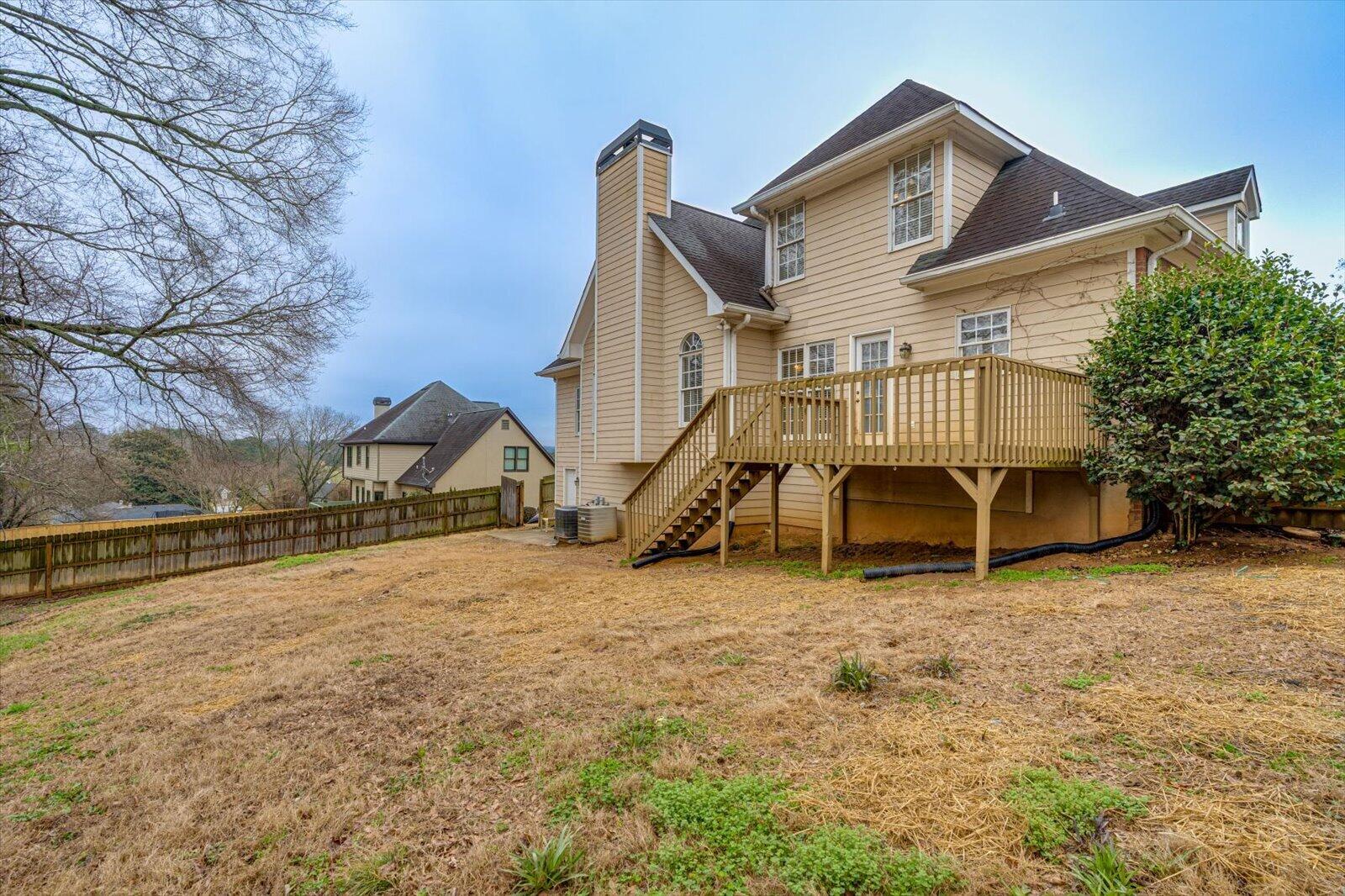 121 Oakhurst Terrace NE