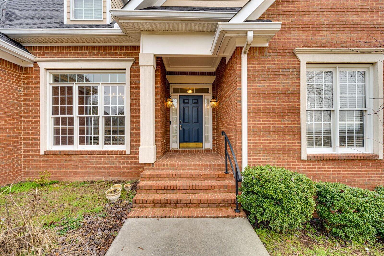 121 Oakhurst Terrace NE