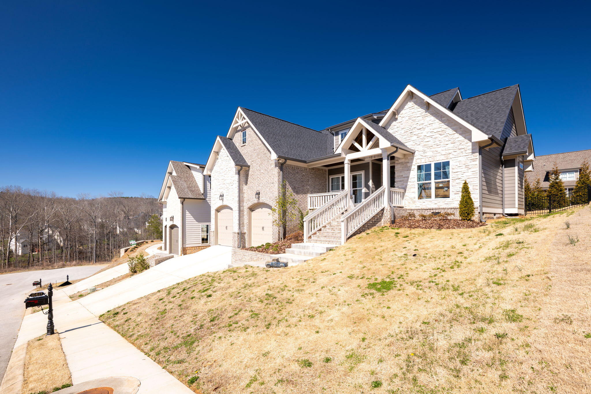 10617 Kavya Lane