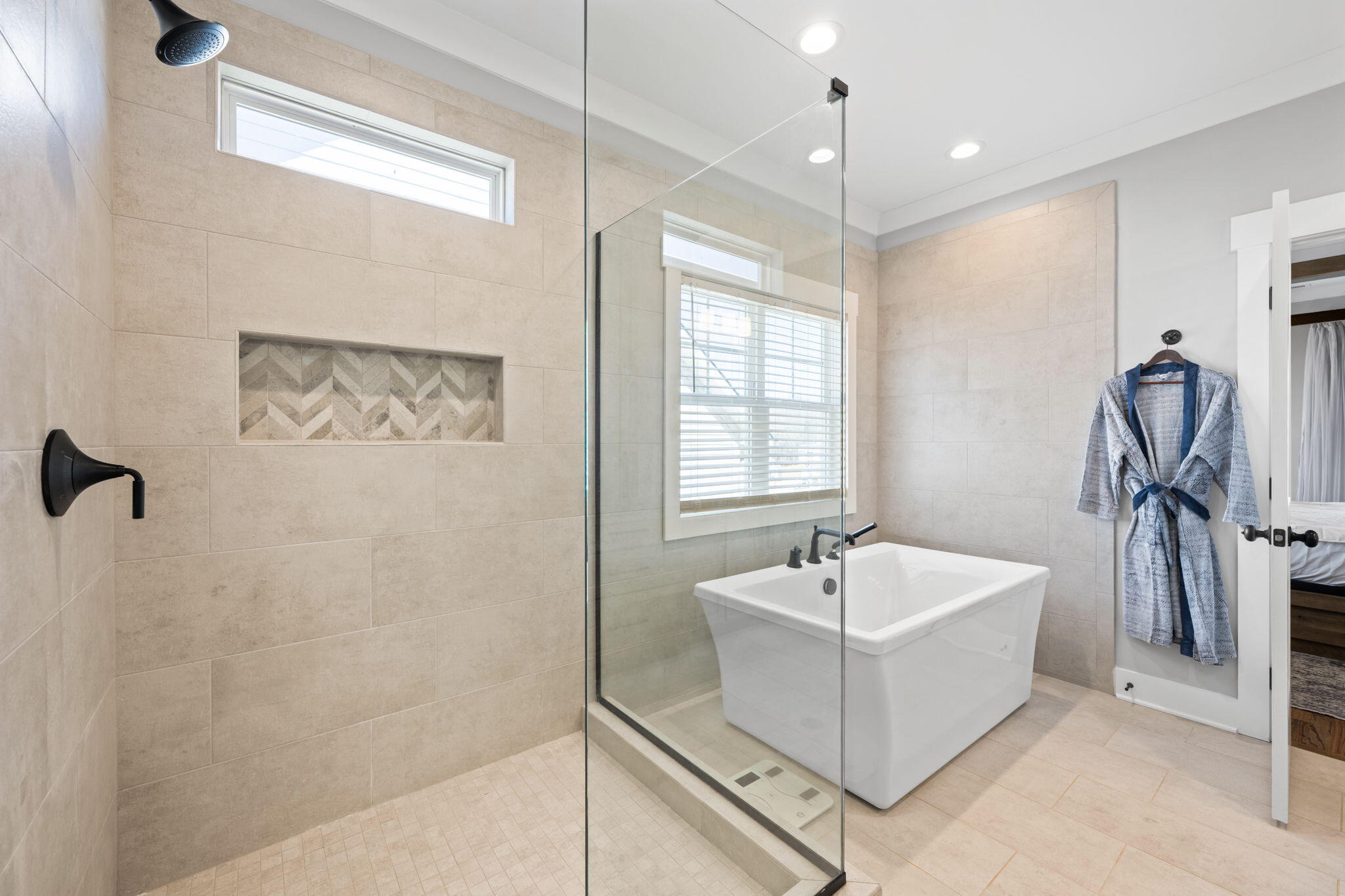 10617 Kavya Lane