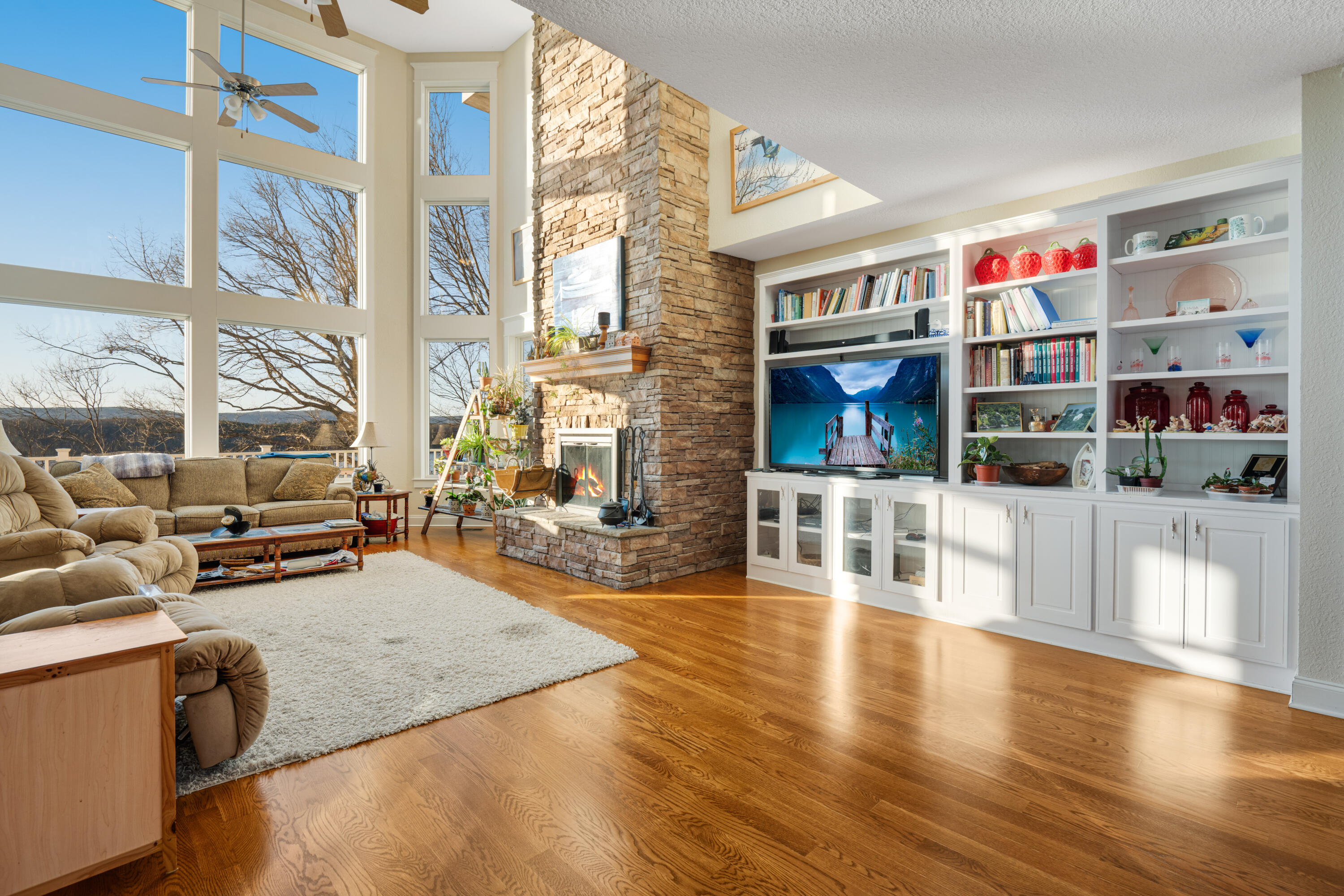 14302 Bluffview Drive