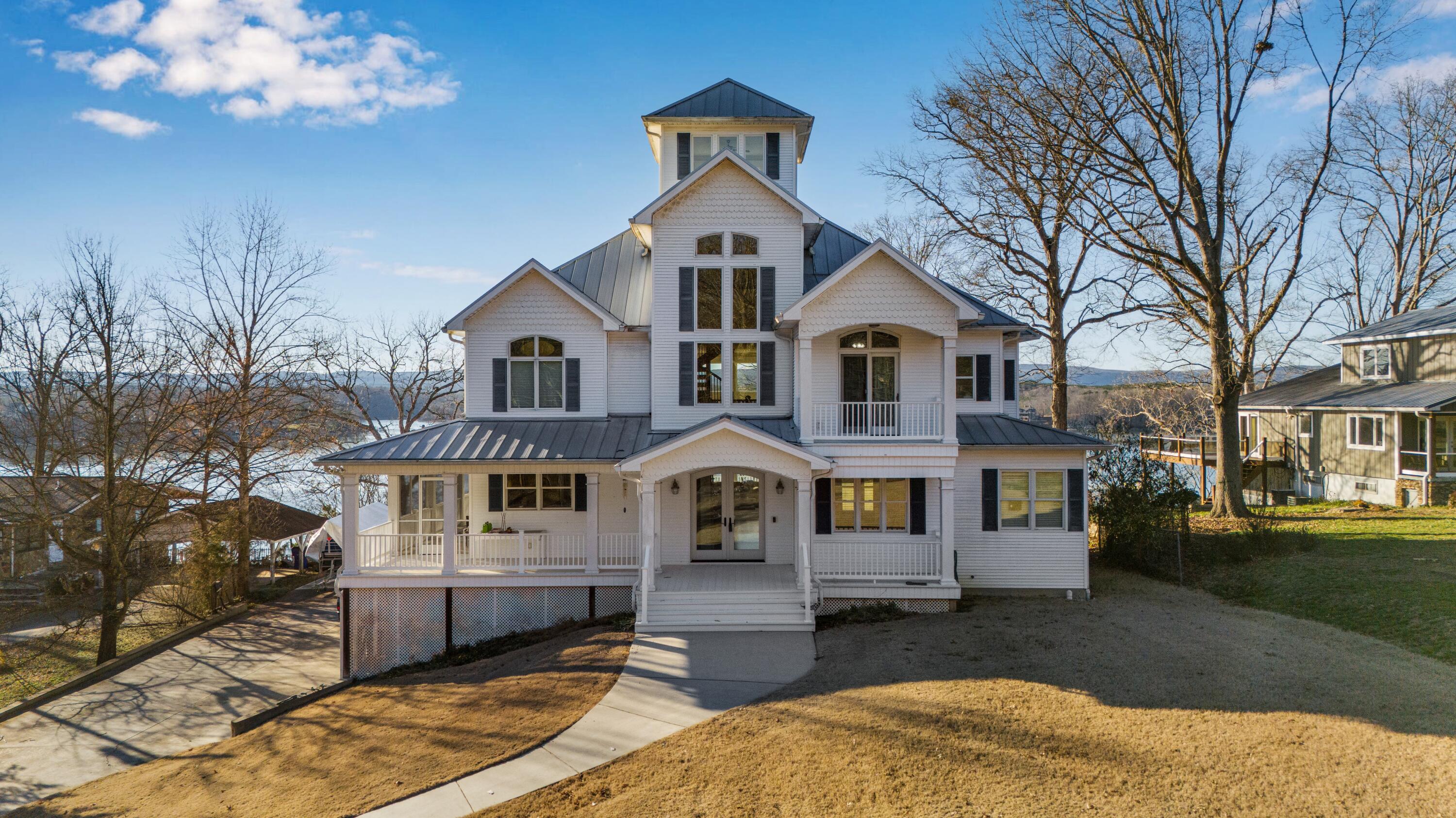 14302 Bluffview Drive