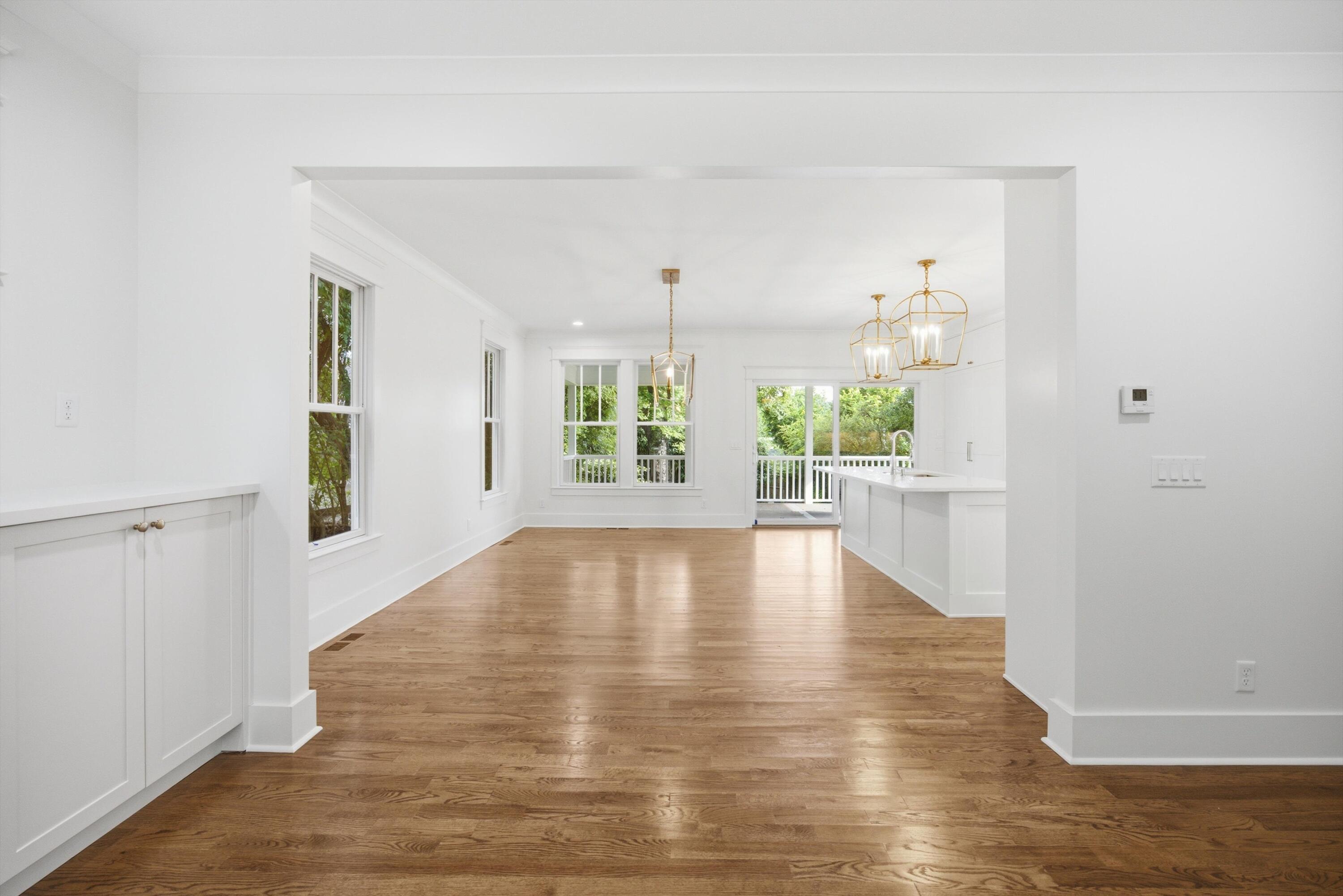 907 Sterling Avenue