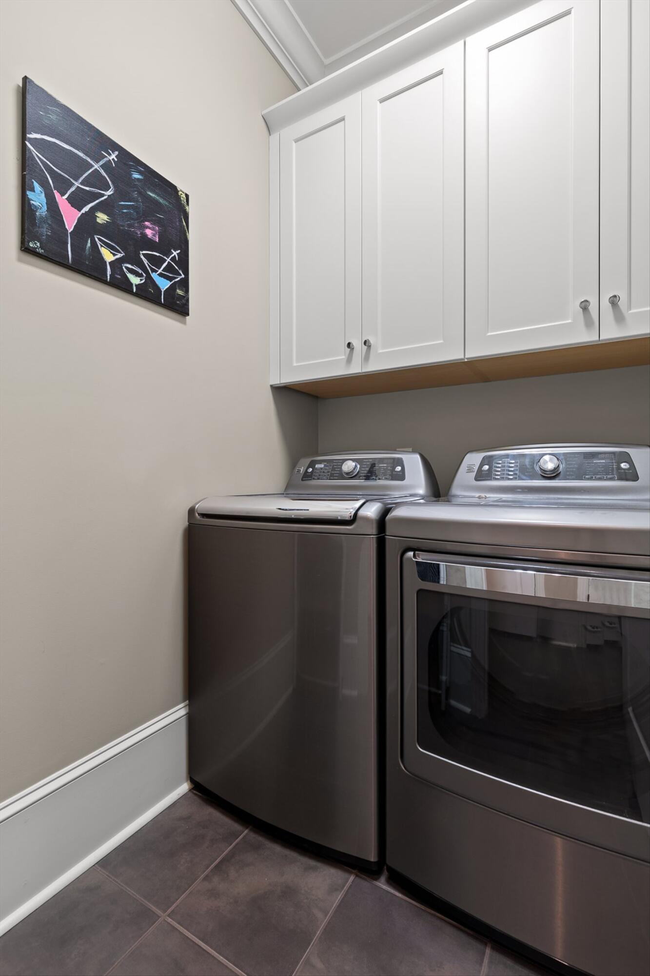 554 Whitehall Road, 110