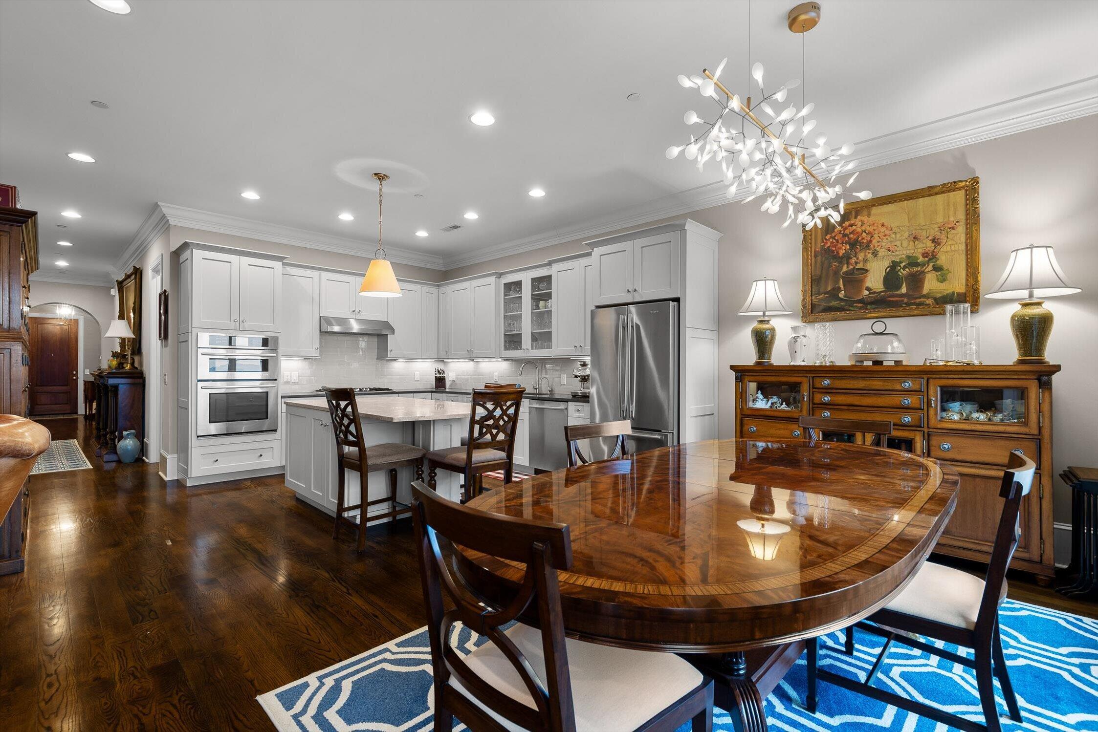 554 Whitehall Road, 110