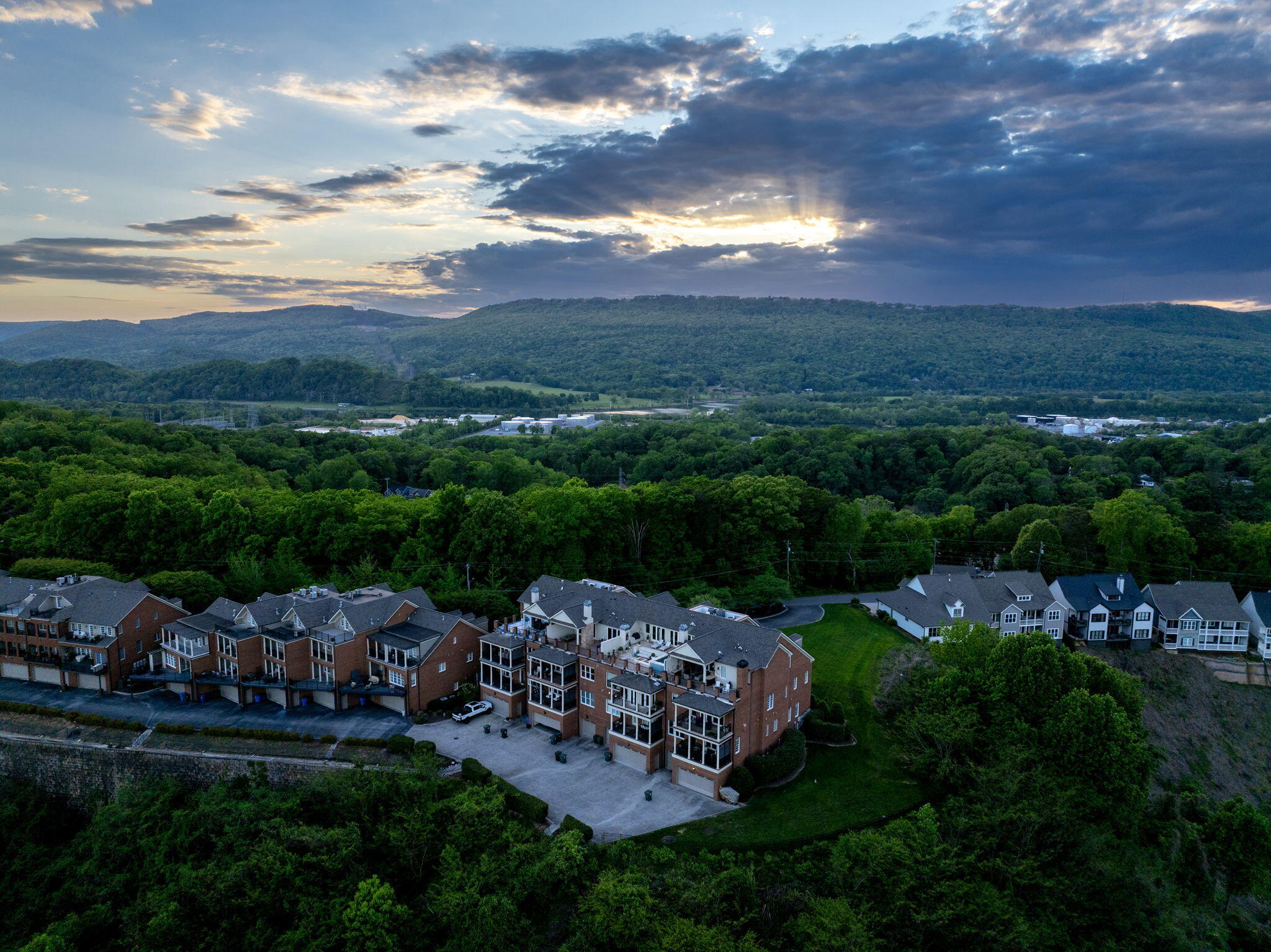 554 Whitehall Road, 110