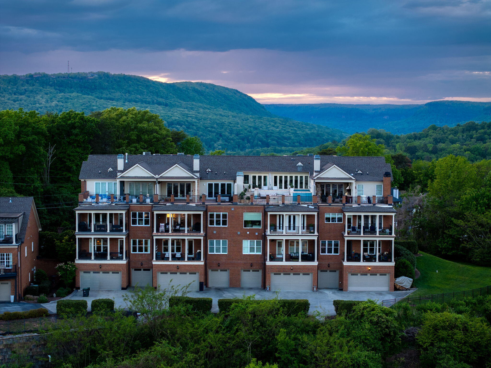 554 Whitehall Road, 110