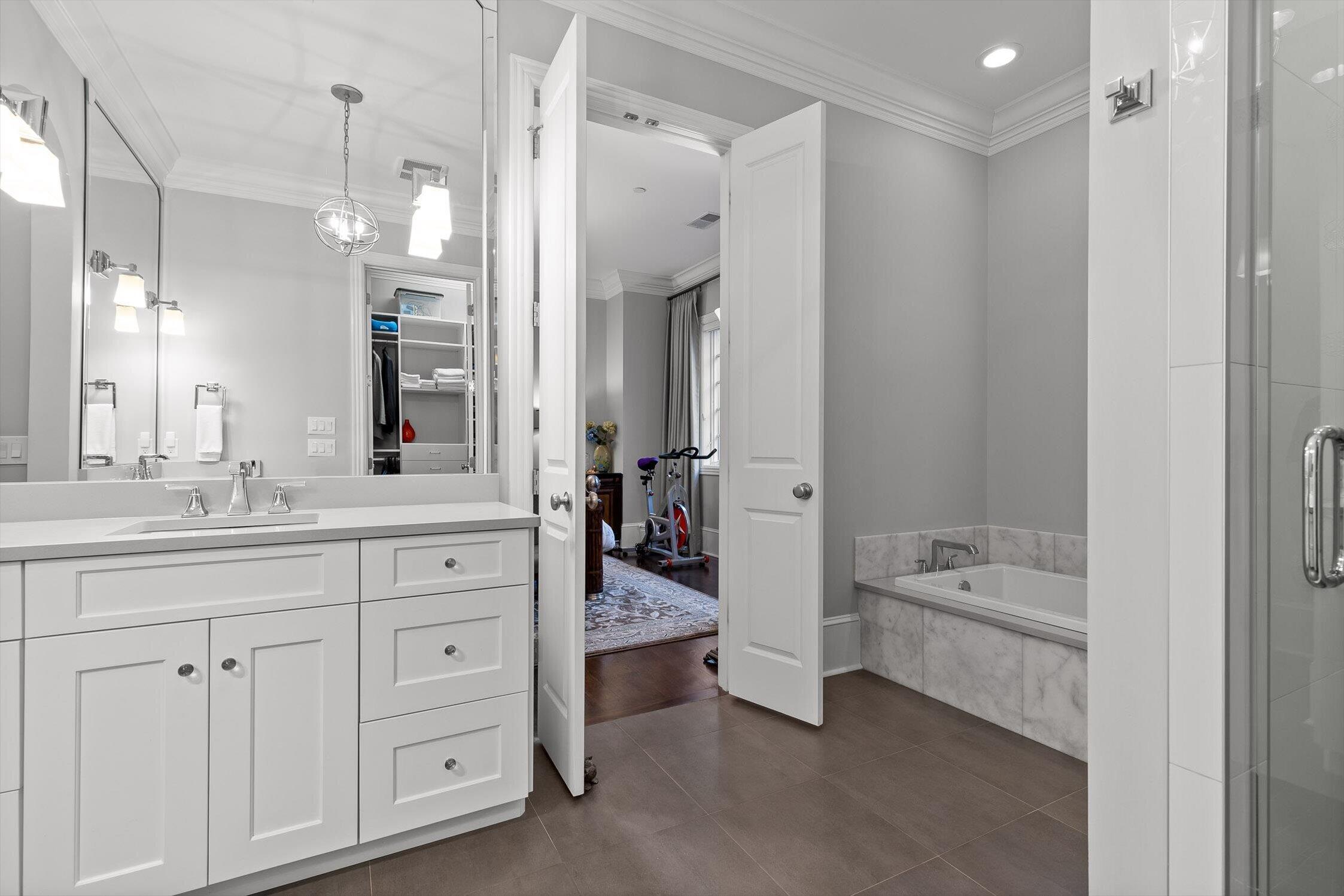 554 Whitehall Road, 110