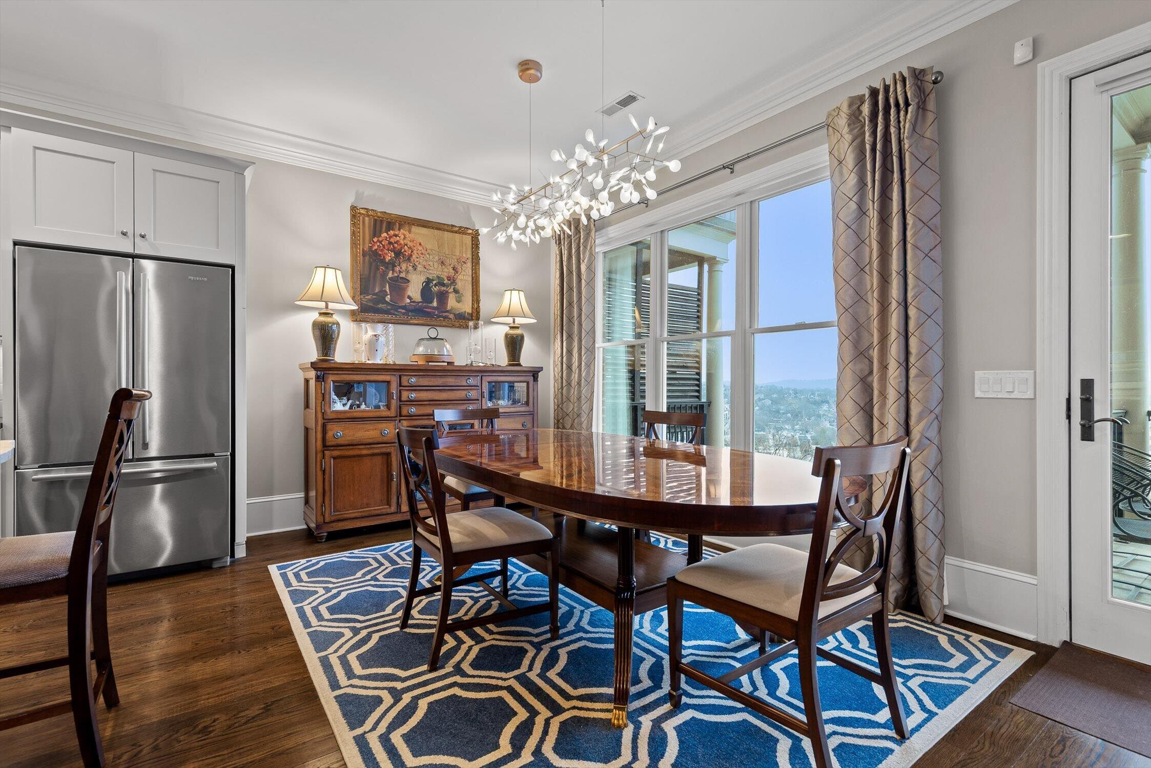 554 Whitehall Road, 110