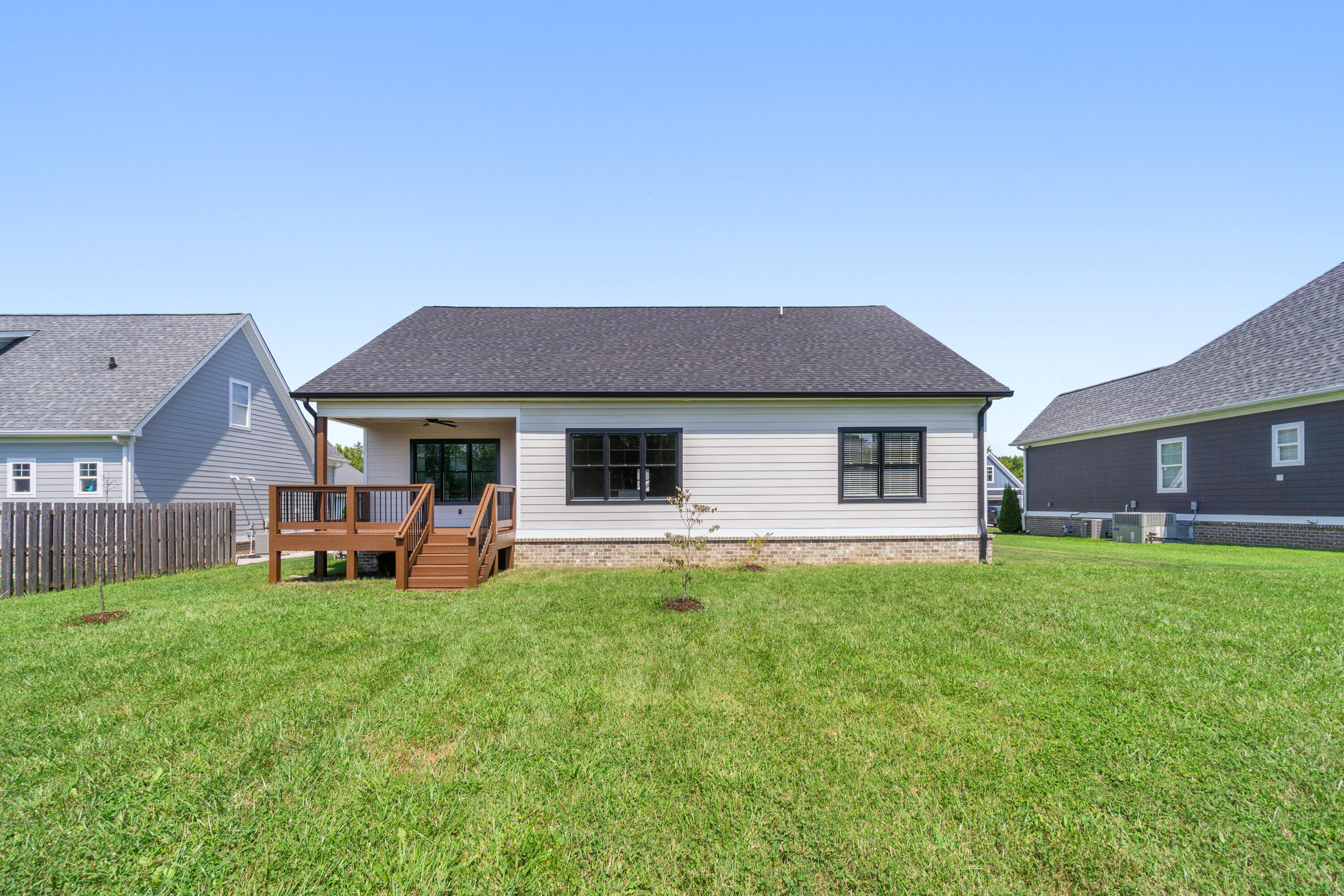 7582 Paxton Circle