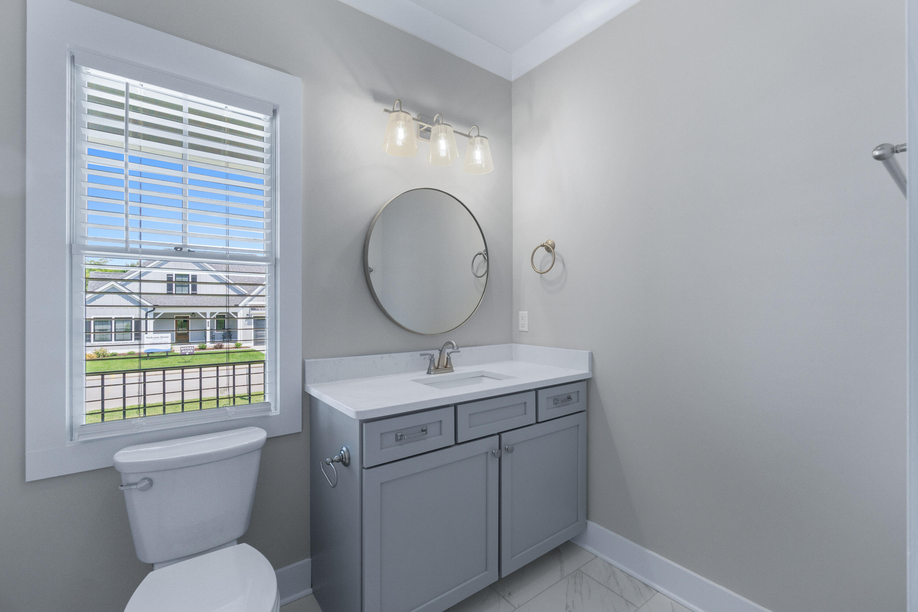 7582 Paxton Circle