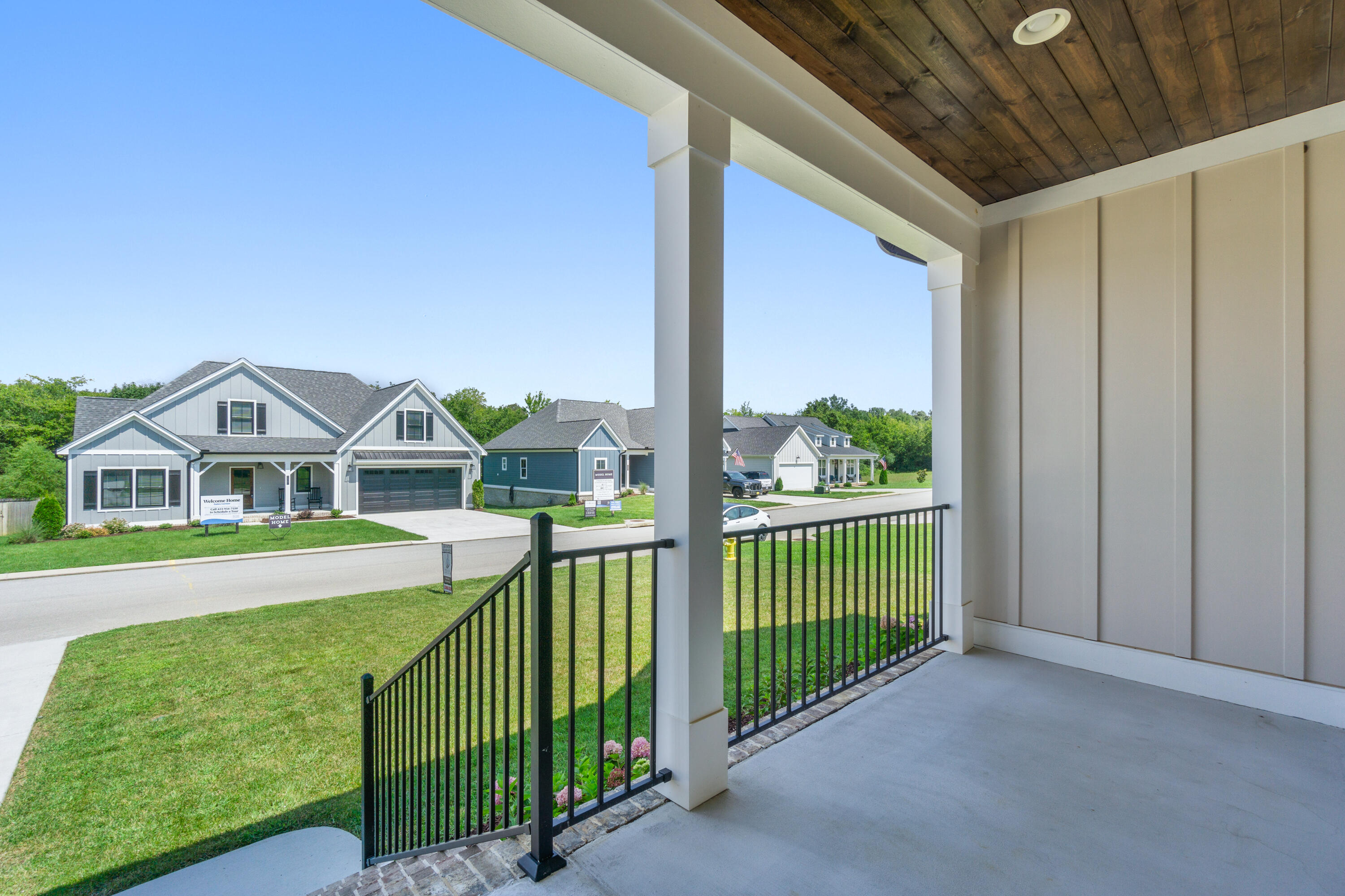 7582 Paxton Circle