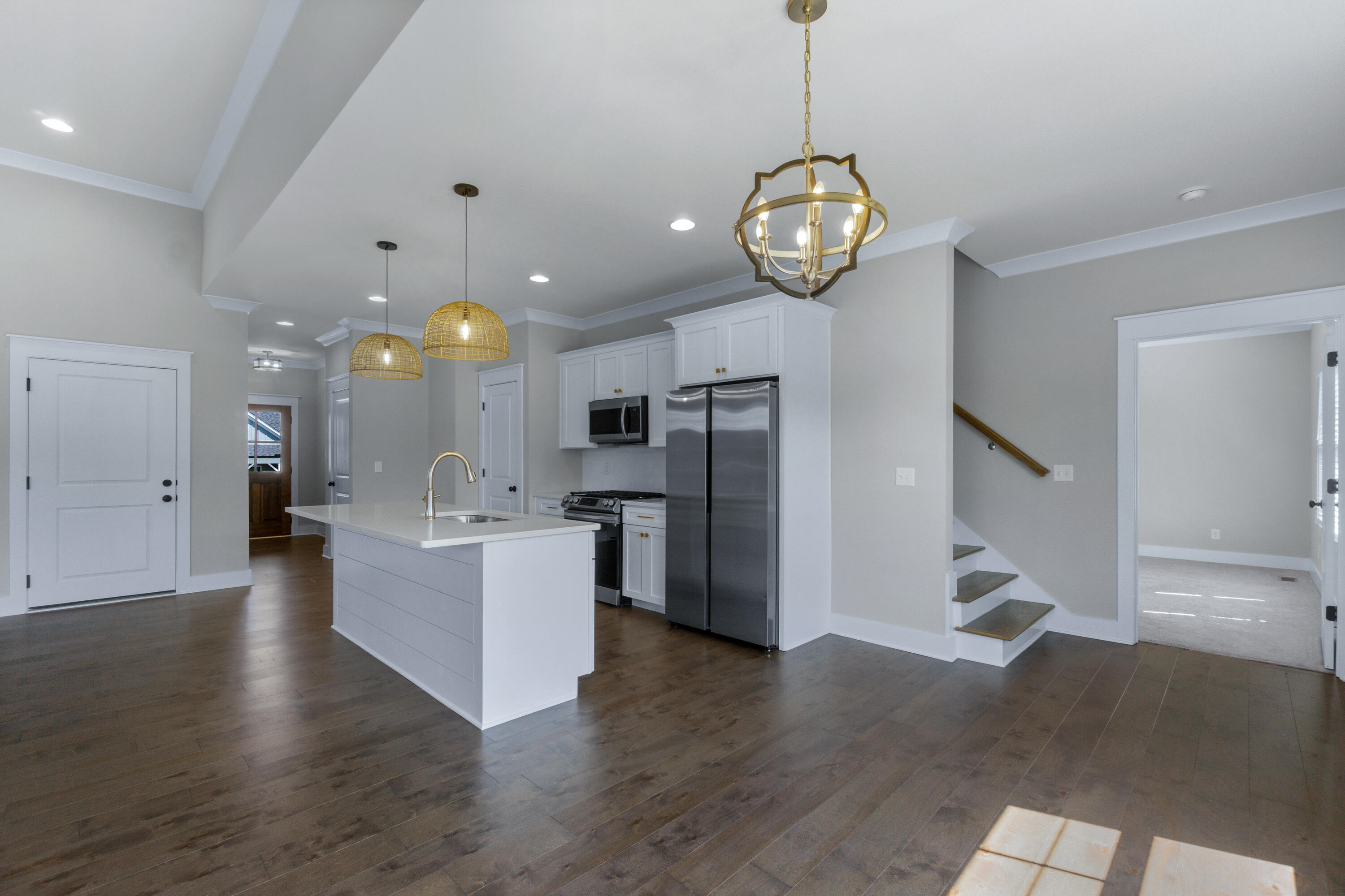 7582 Paxton Circle