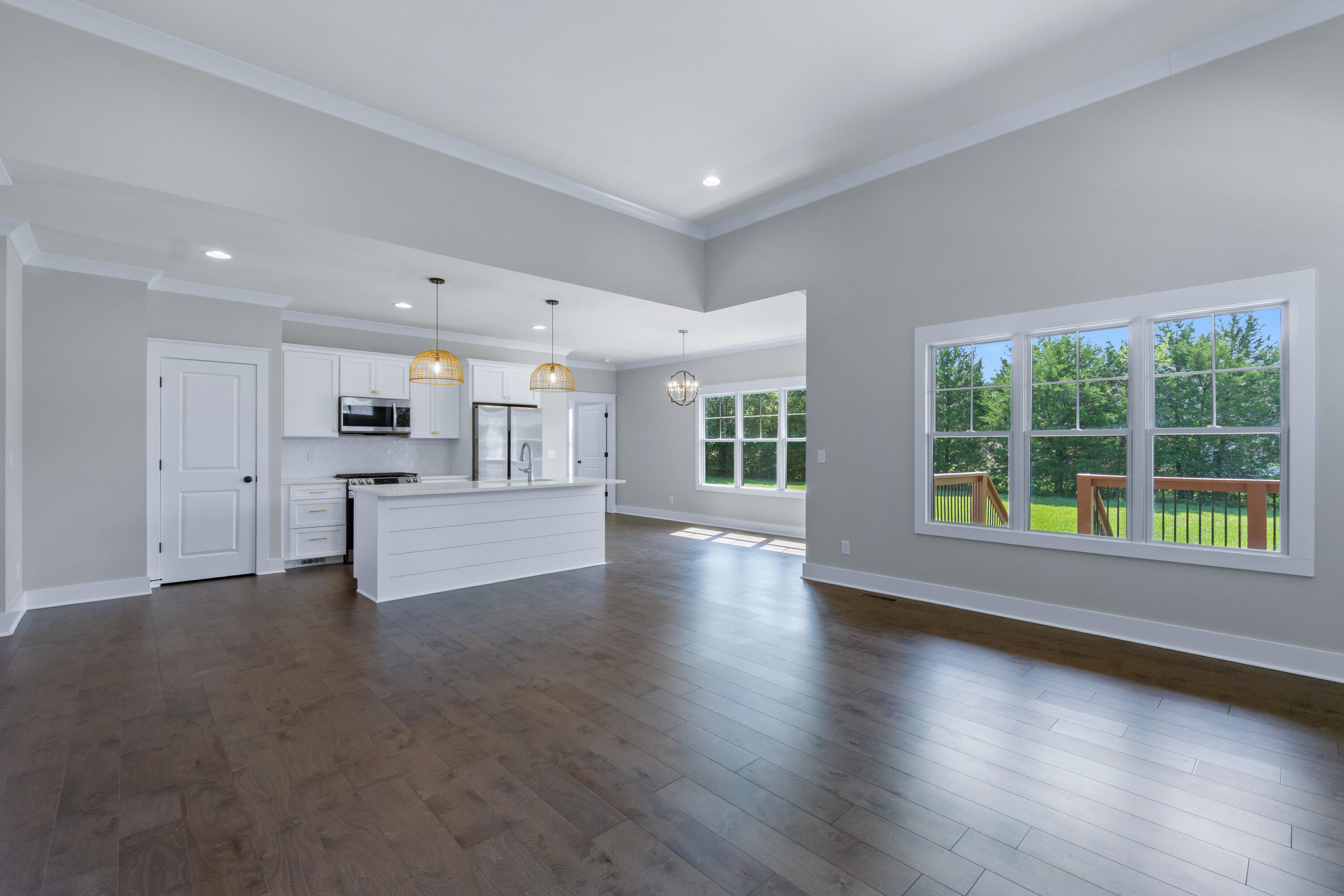 7582 Paxton Circle