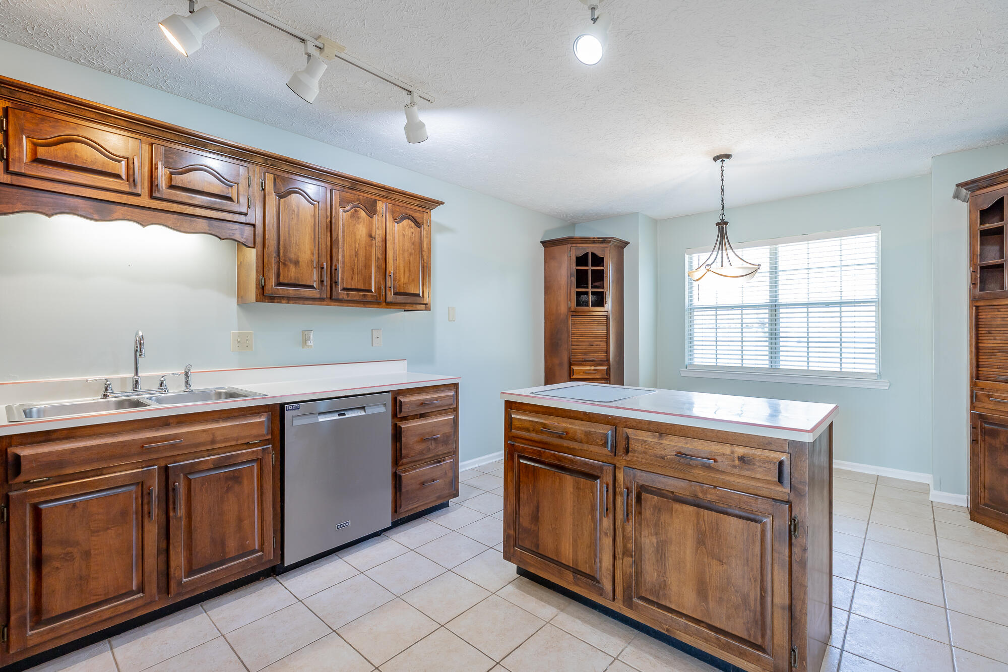 2311 Chimney Hills Drive