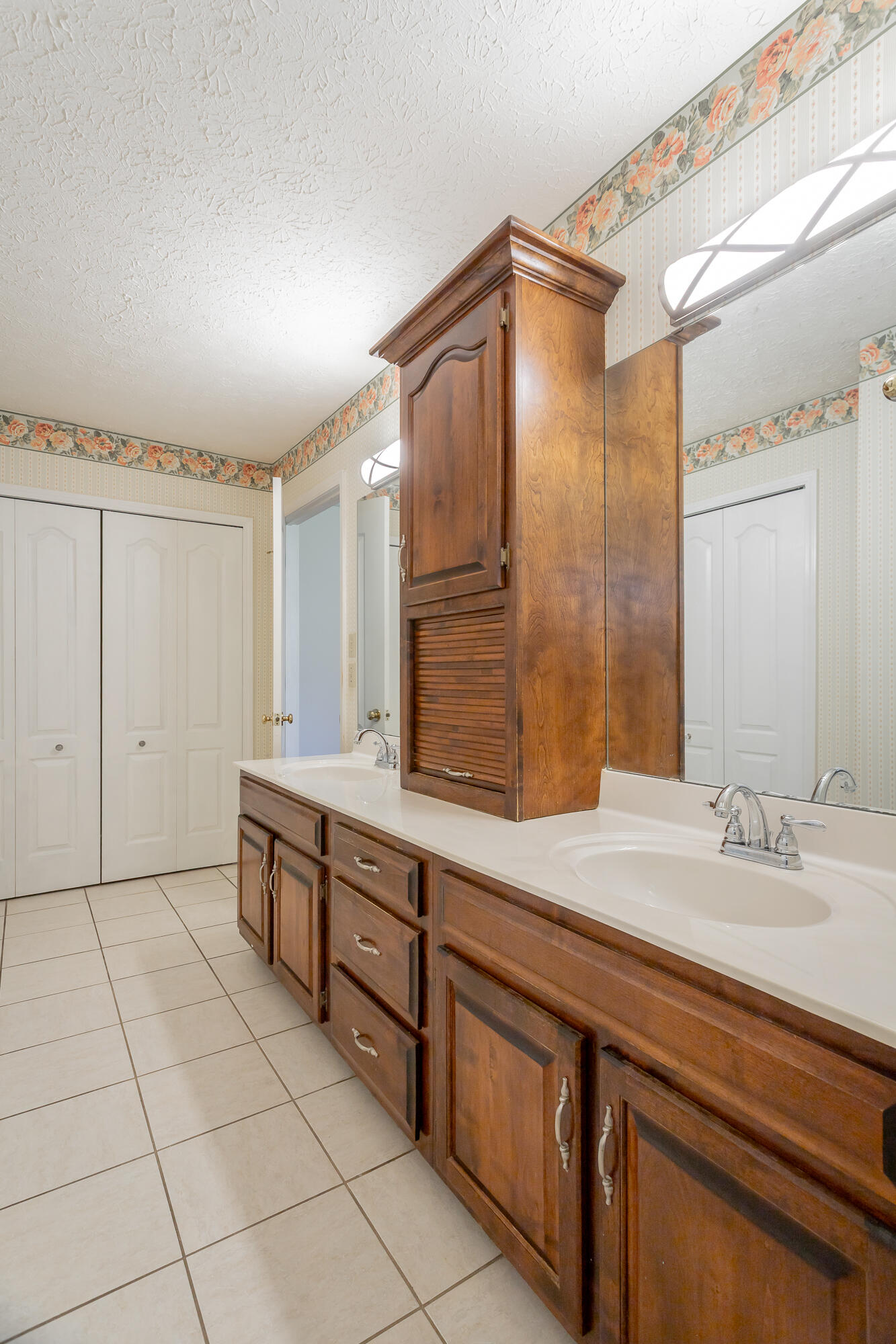 2311 Chimney Hills Drive