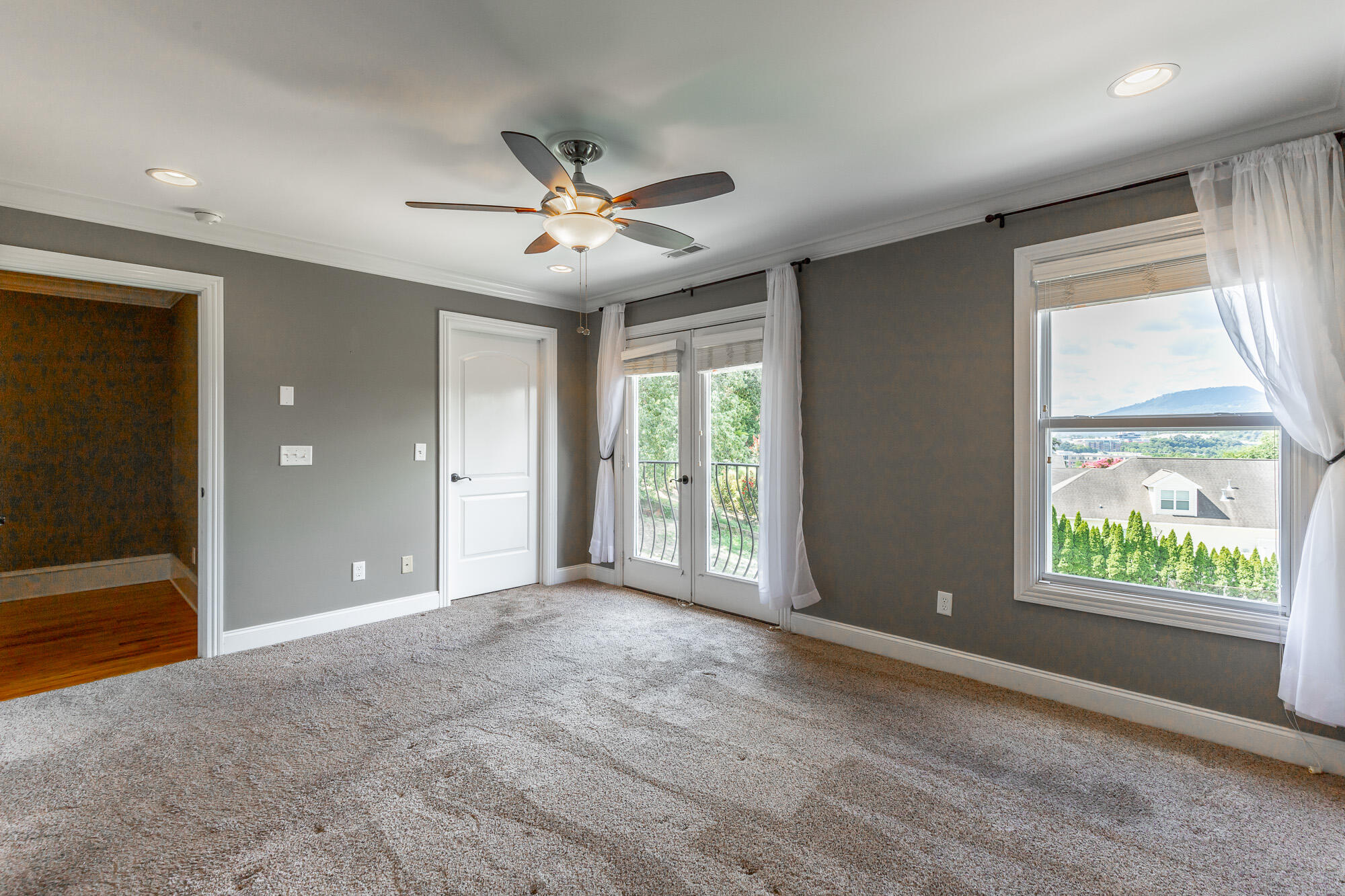 216 Shady Ridge Lane