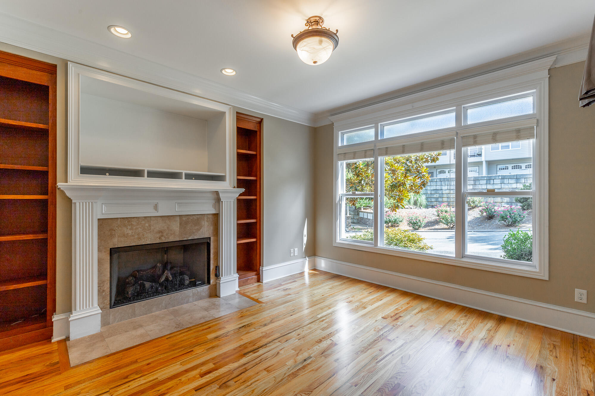 216 Shady Ridge Lane