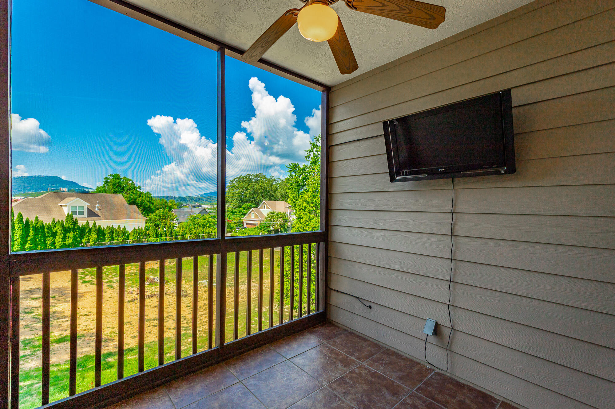 216 Shady Ridge Lane