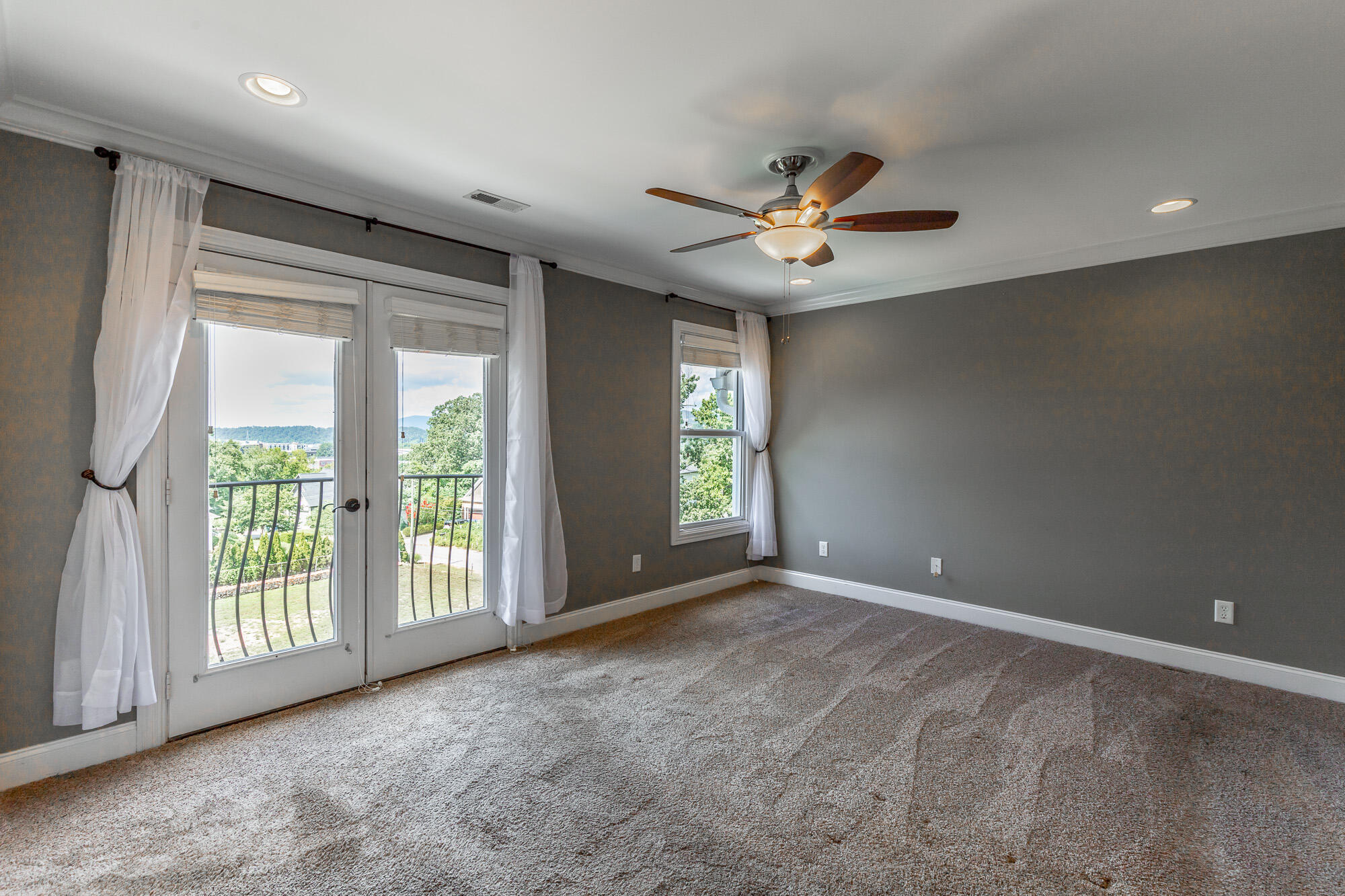 216 Shady Ridge Lane