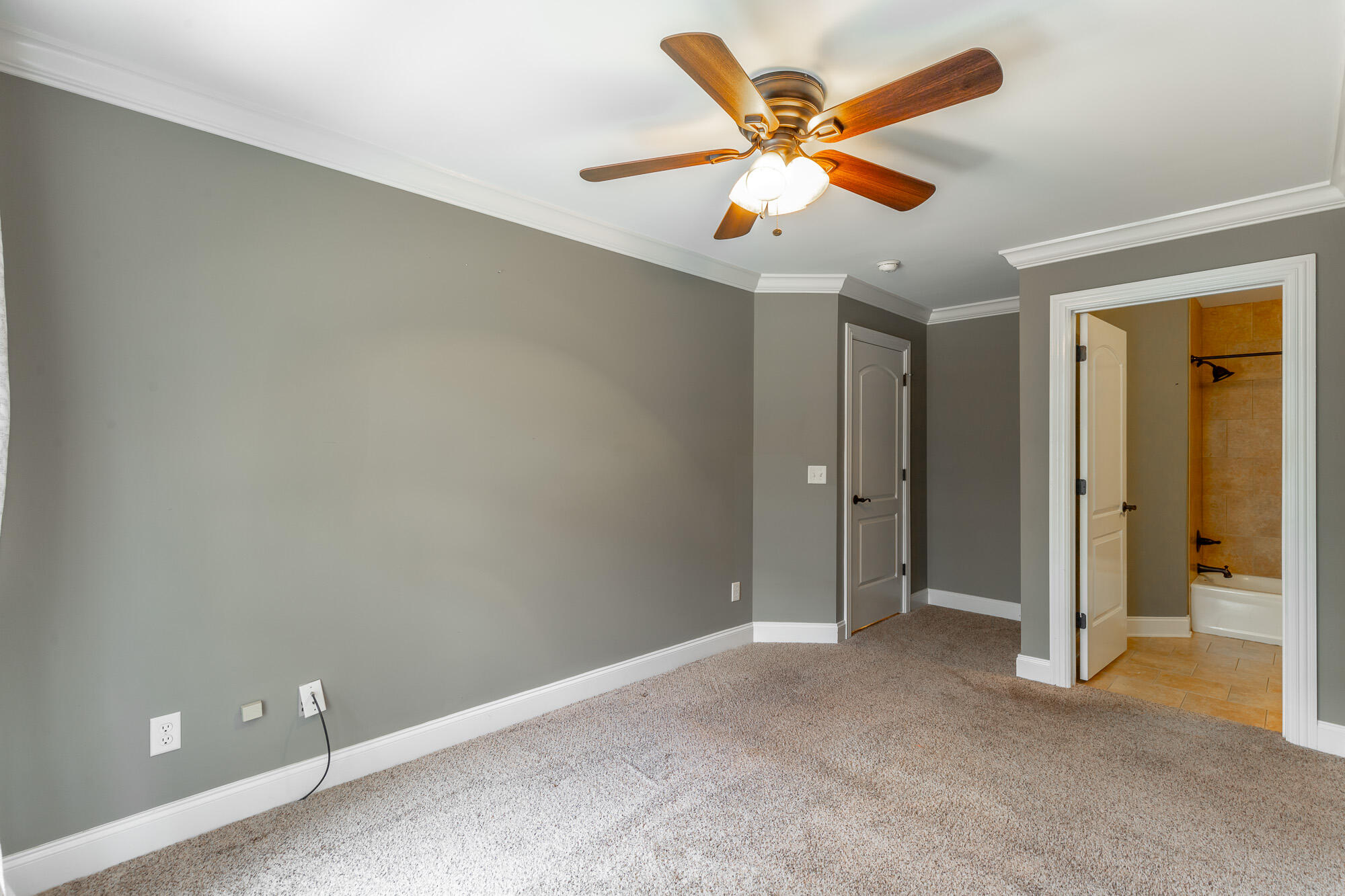 216 Shady Ridge Lane