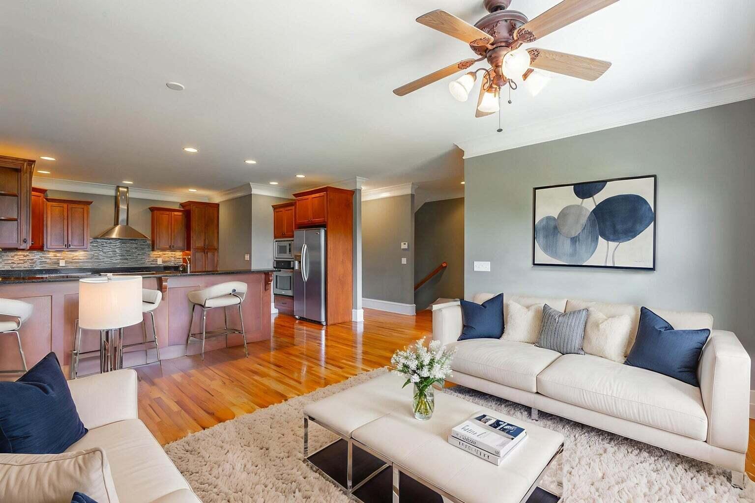 216 Shady Ridge Lane