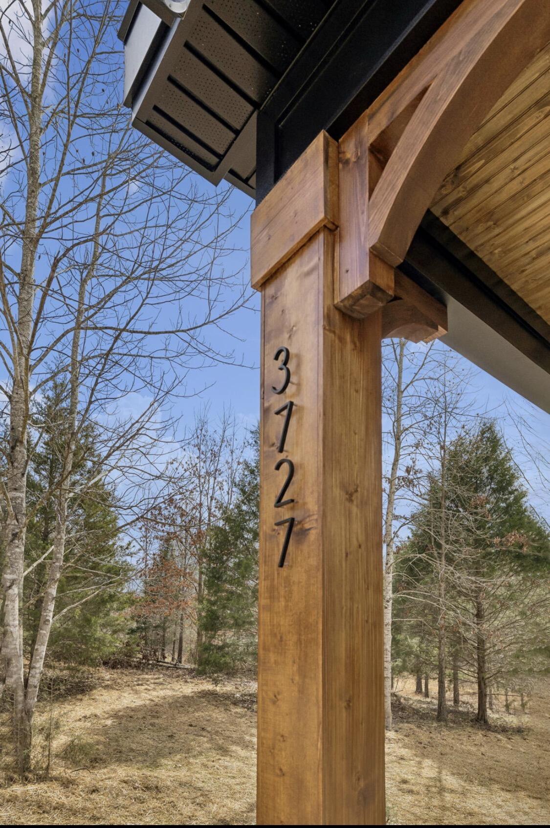 3727 Lee Pike