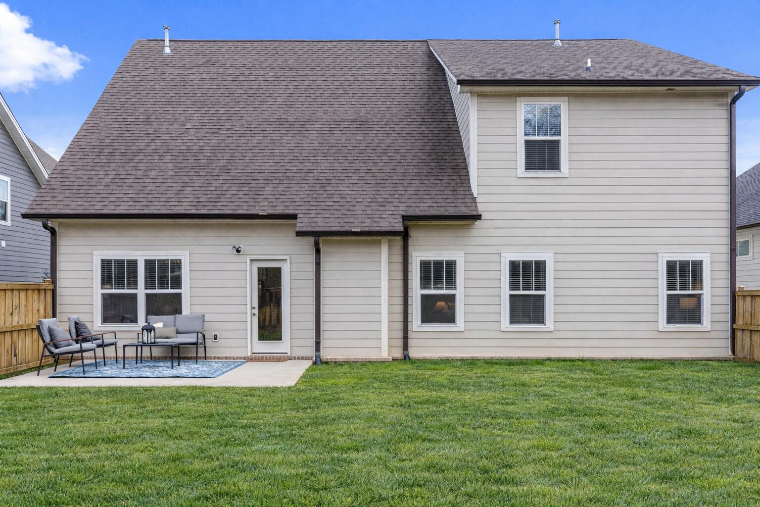 595 Deer Valley Dr