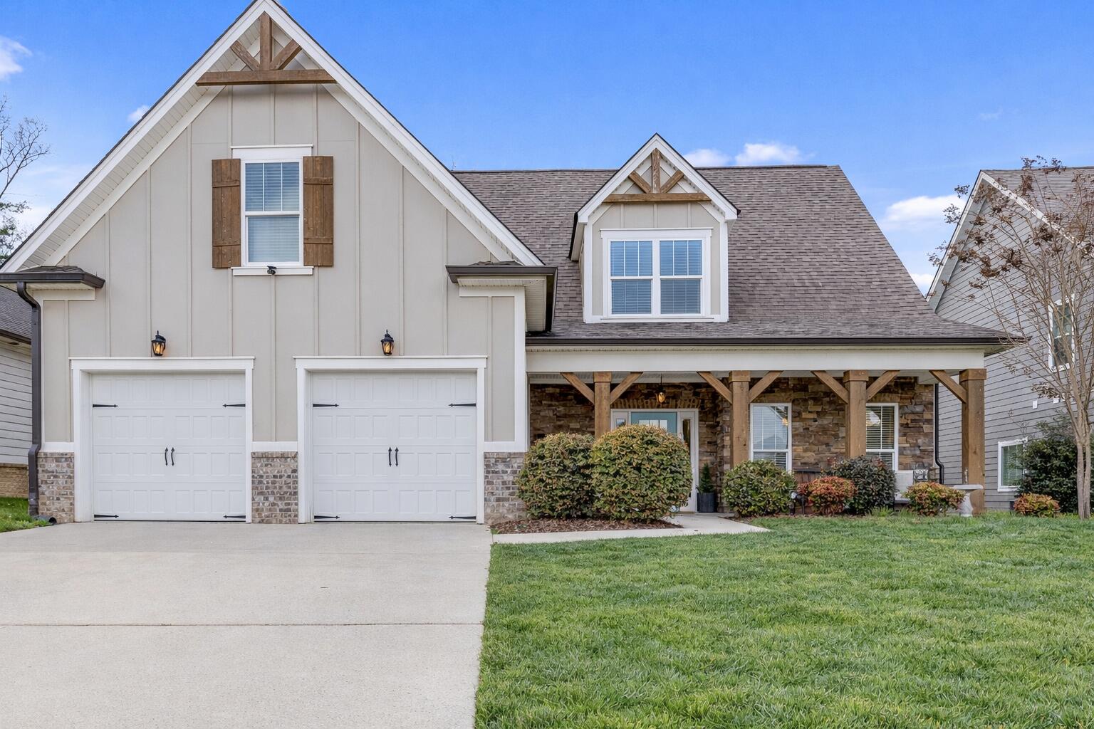 595 Deer Valley Dr