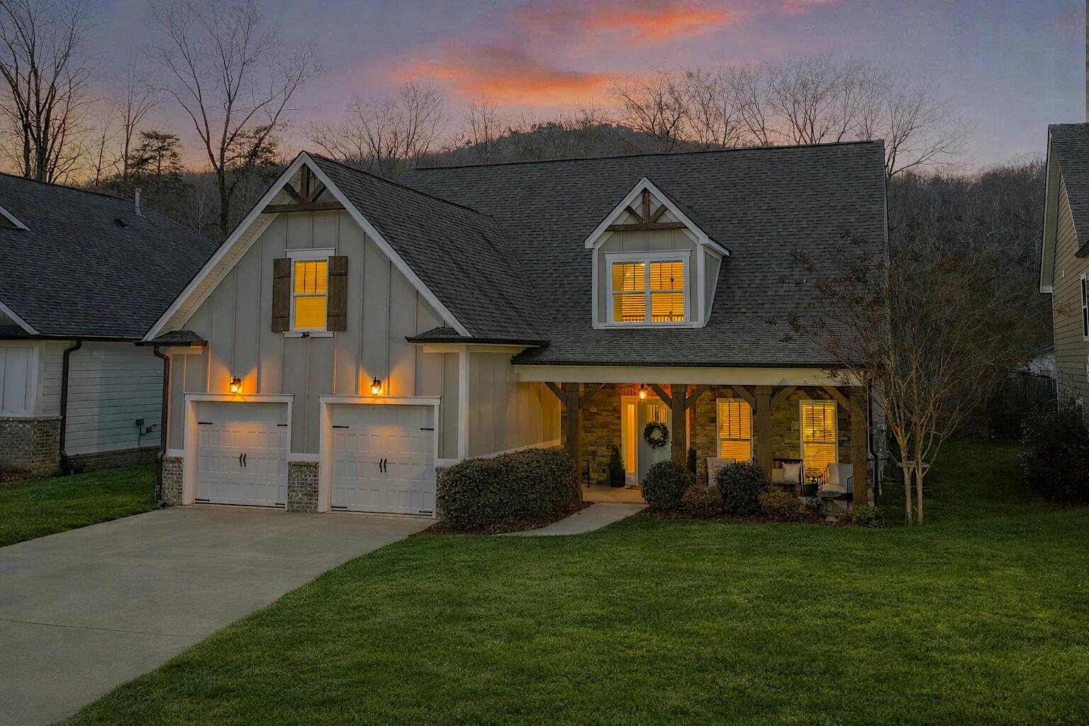 595 Deer Valley Dr