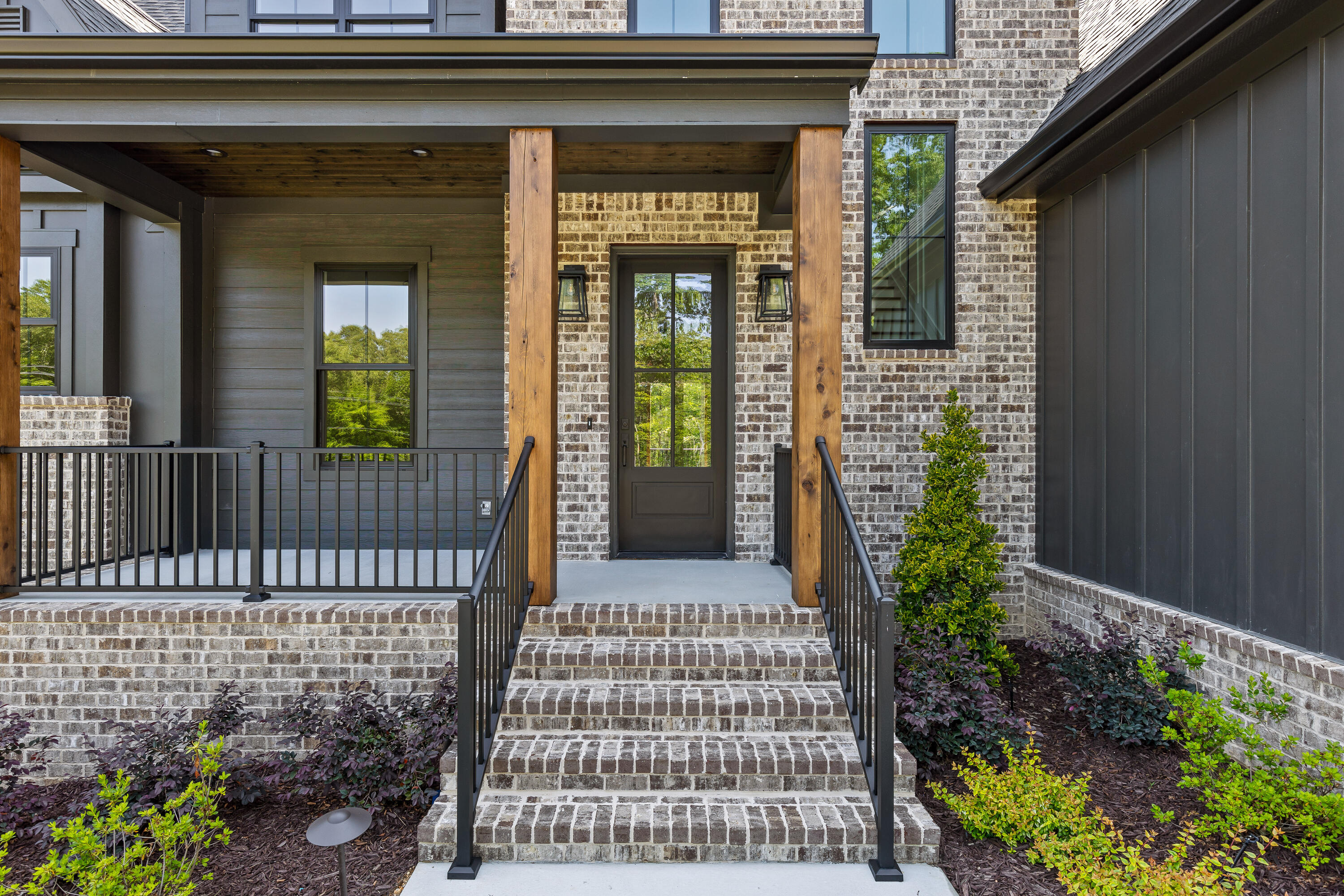 1708 Restful Drive