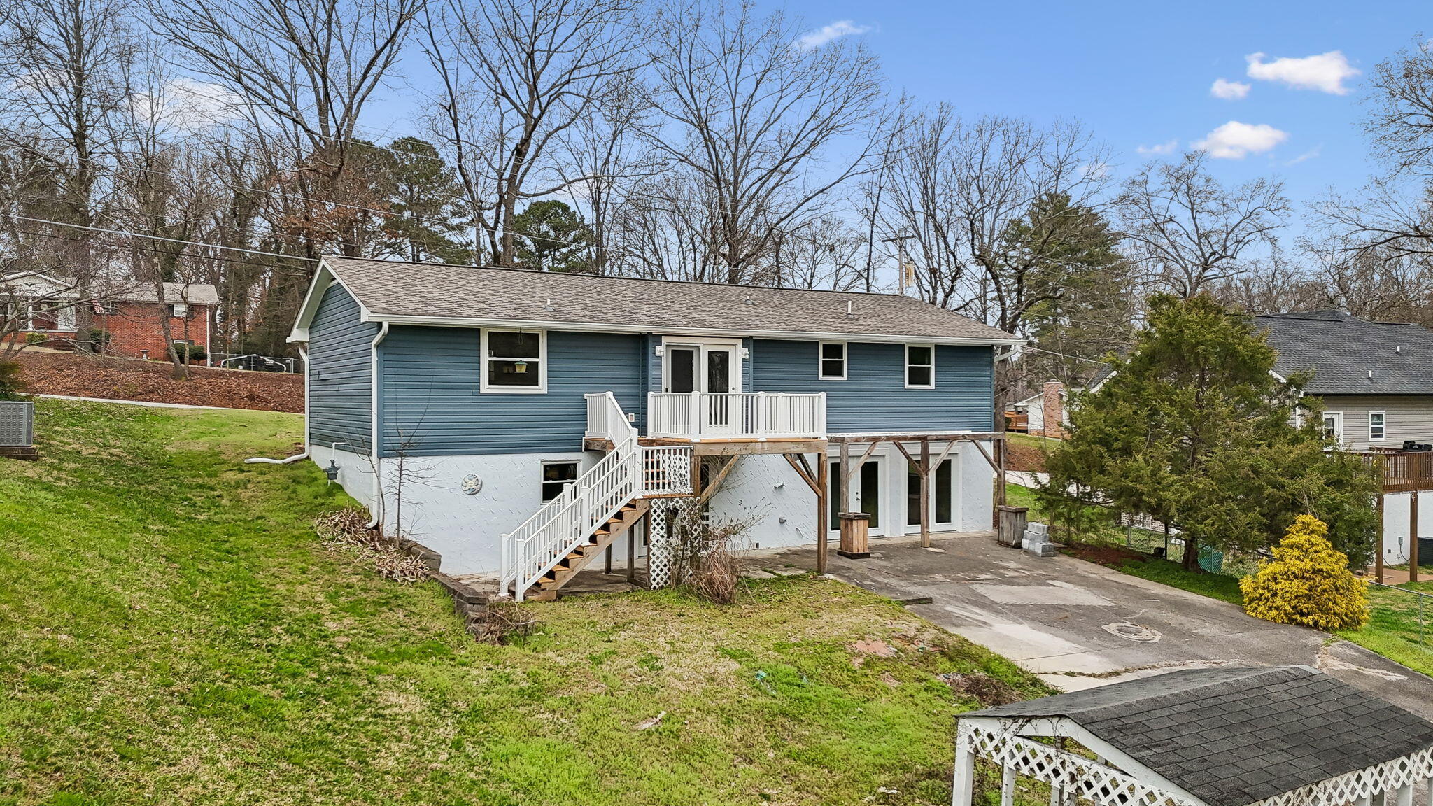 5902 Tyner Lane