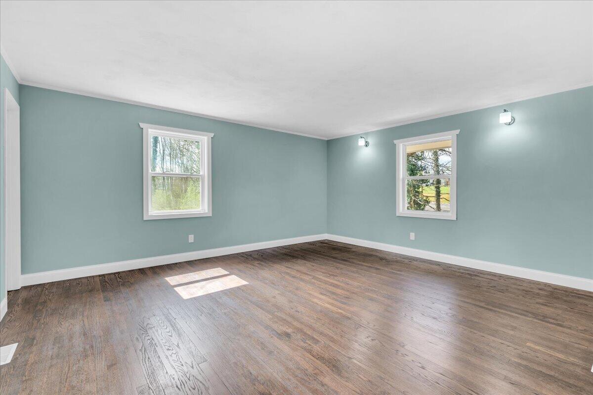 2645 Woodland Drive SE