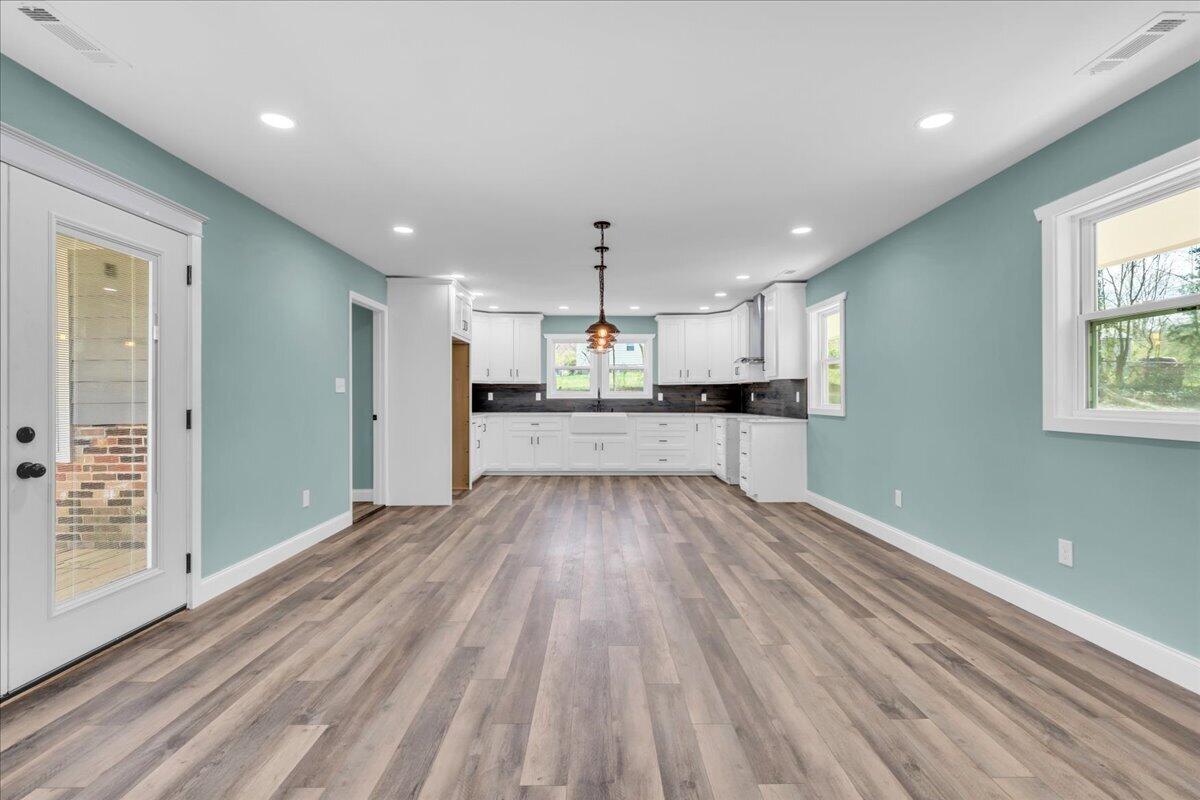 2645 Woodland Drive SE