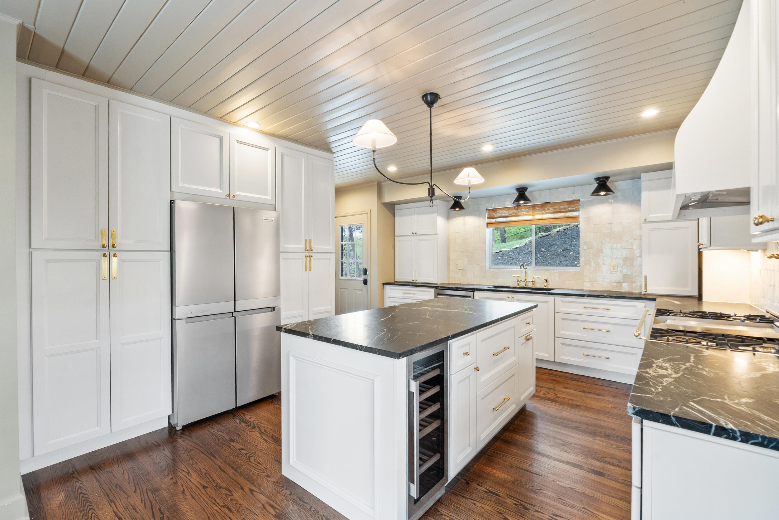 1715 Hixson Pike