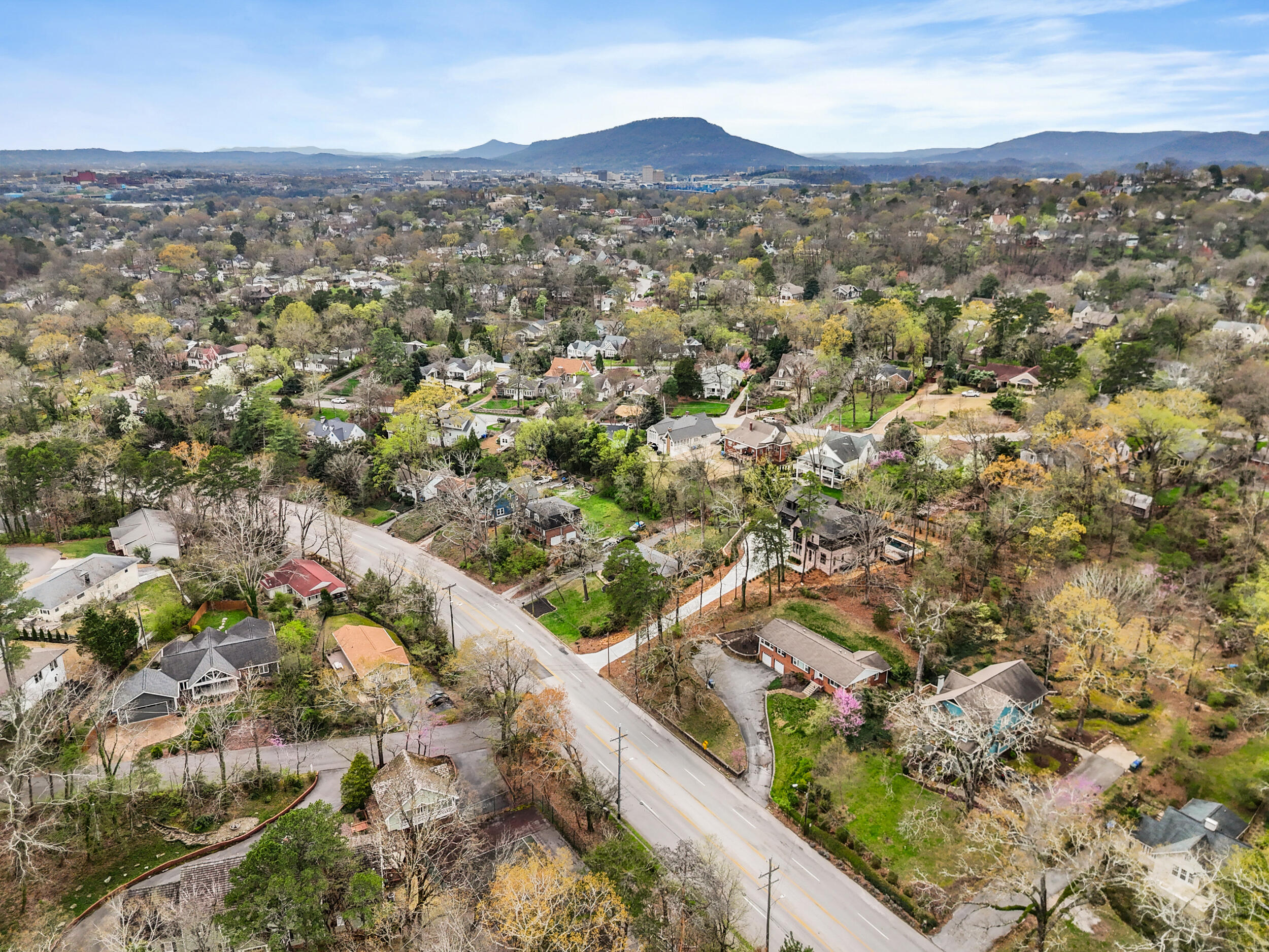 1715 Hixson Pike
