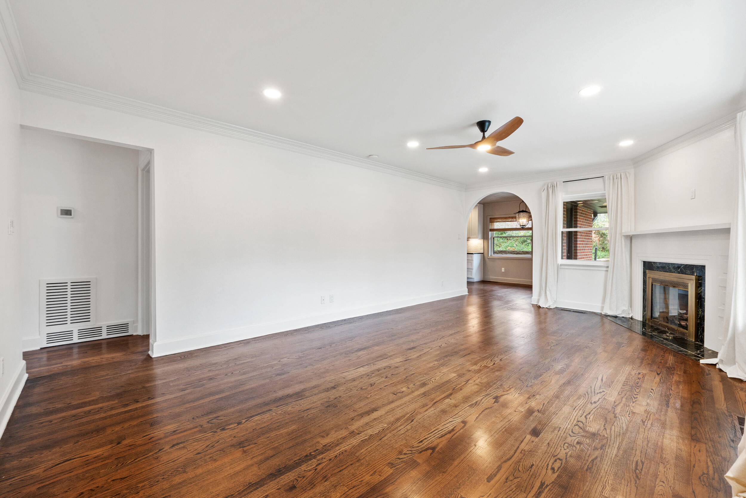 1715 Hixson Pike