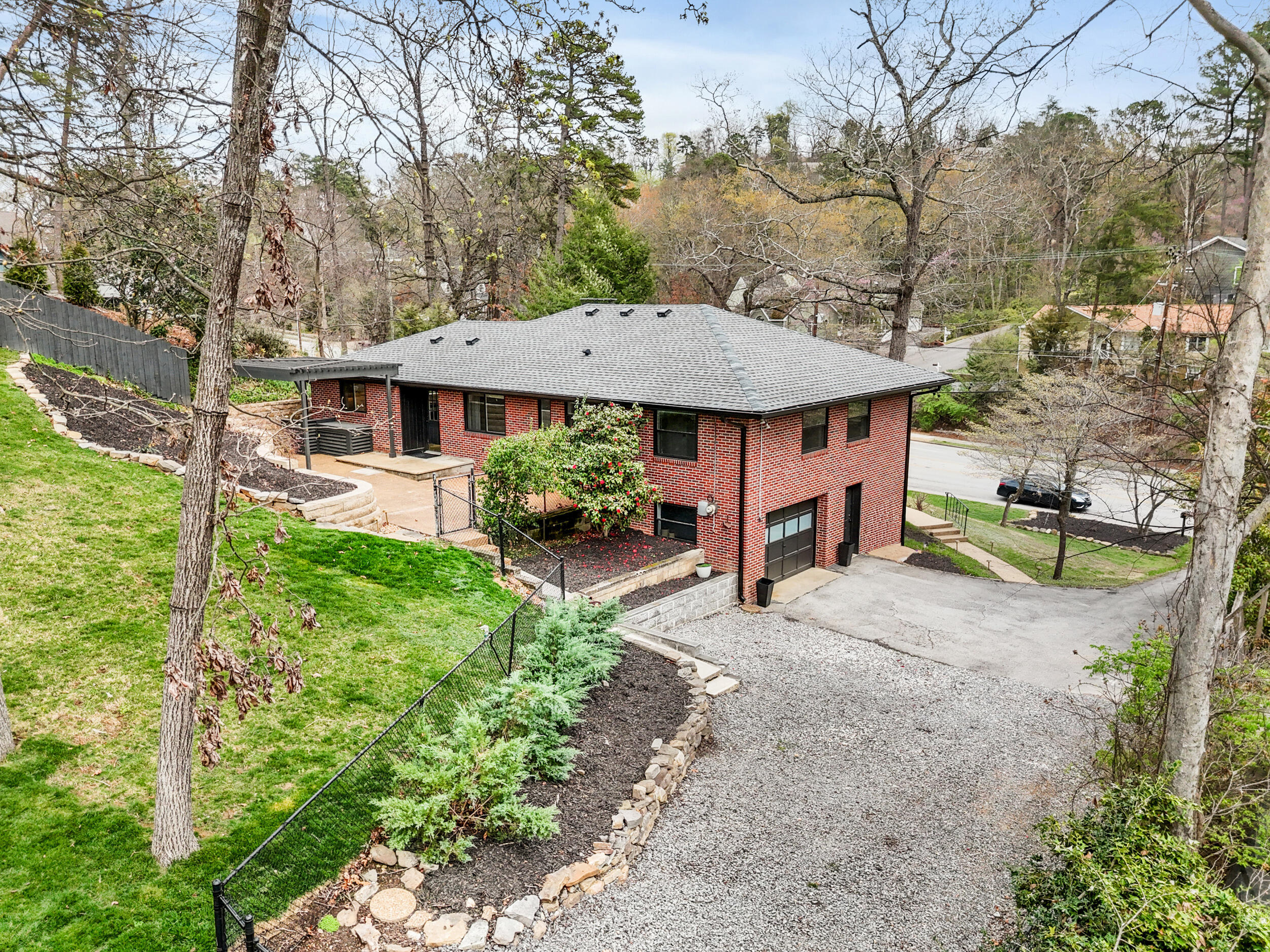 1715 Hixson Pike